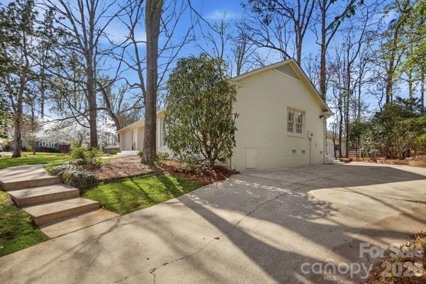 2001 Knickerbocker Drive