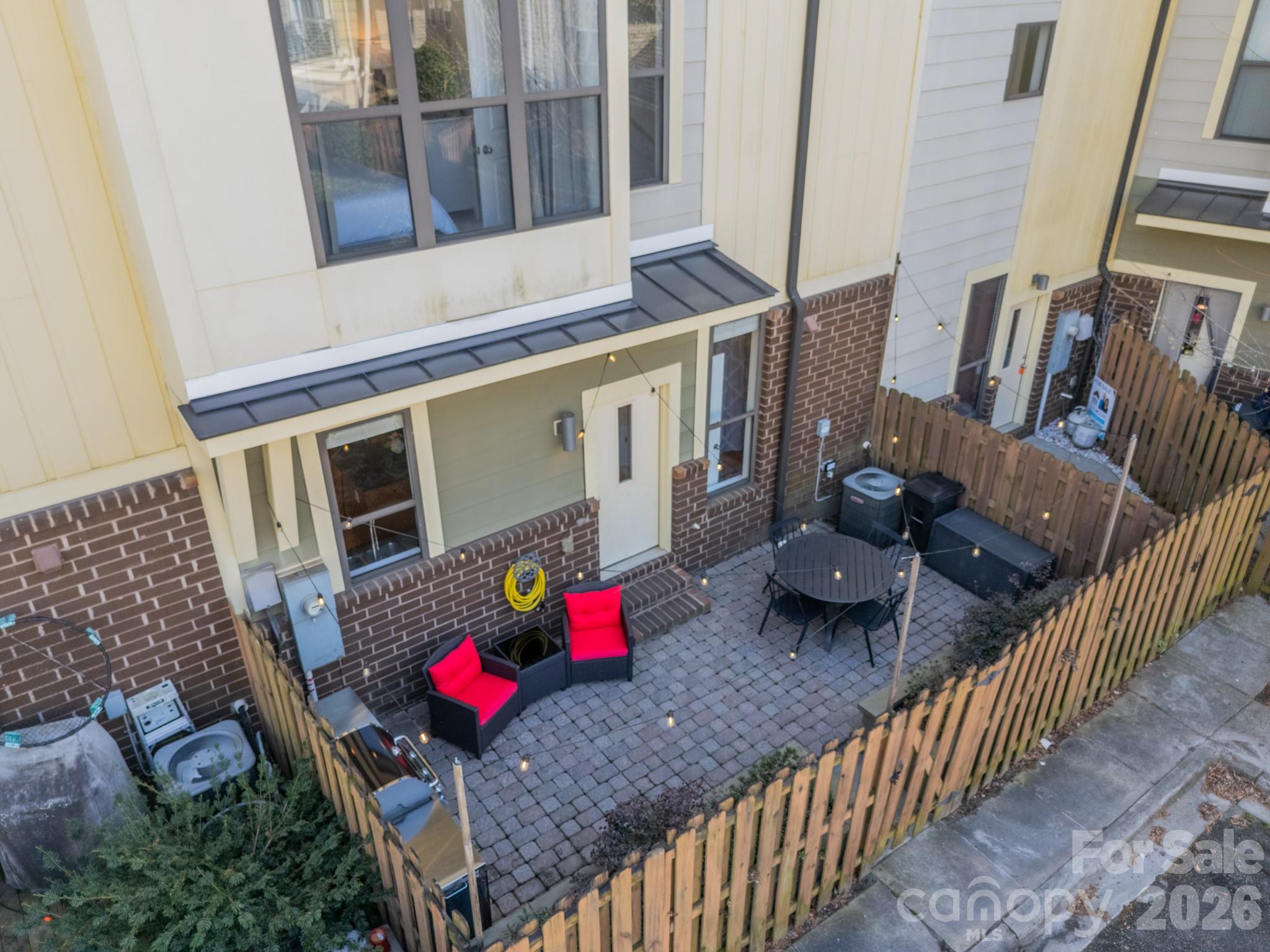 3409 Spencer Street