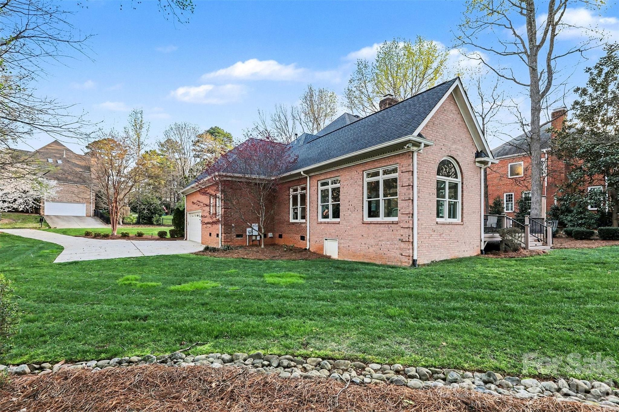 5019 Cranston Court