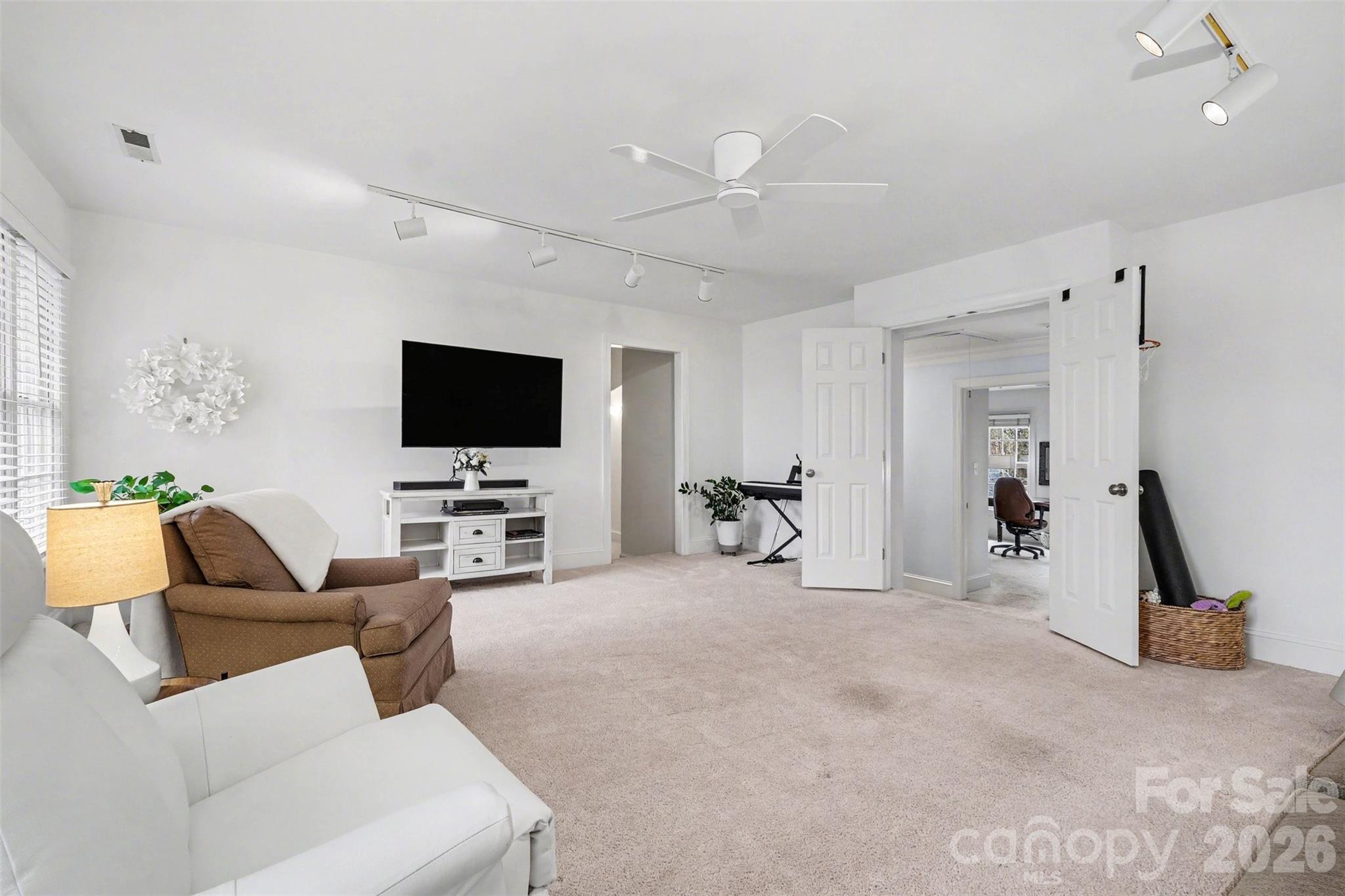 5019 Cranston Court