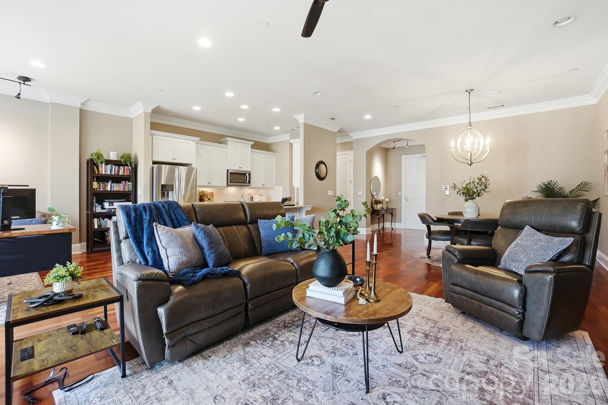 626 Queens Road Unit: 102