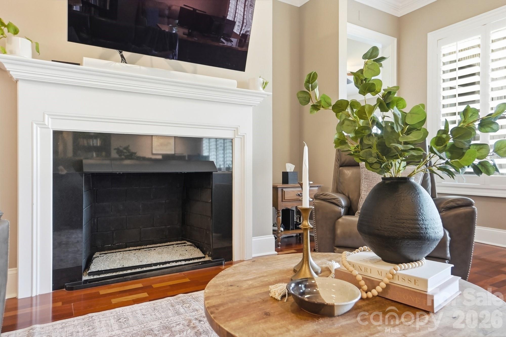 626 Queens Road Unit: 102
