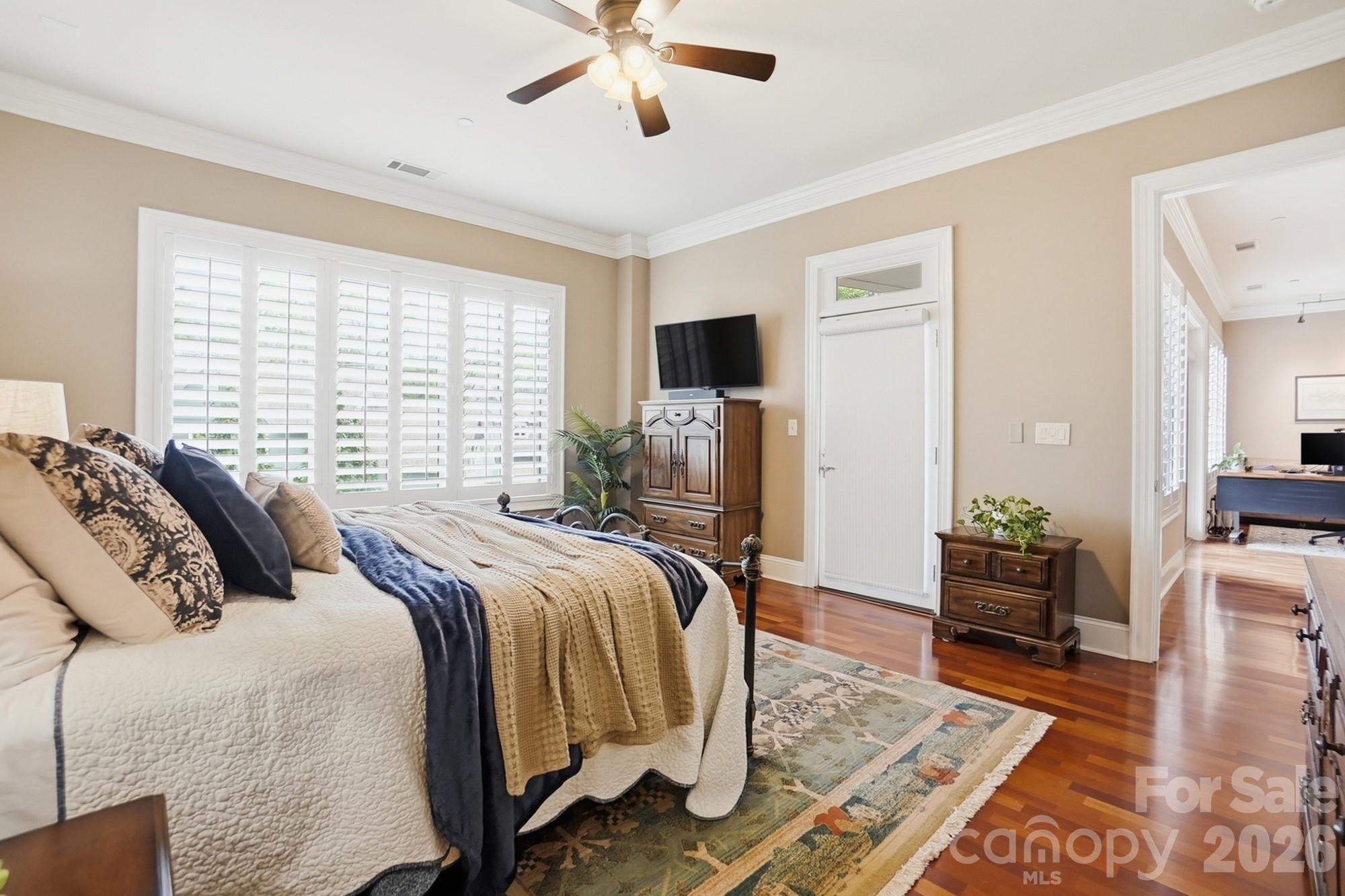 626 Queens Road Unit: 102