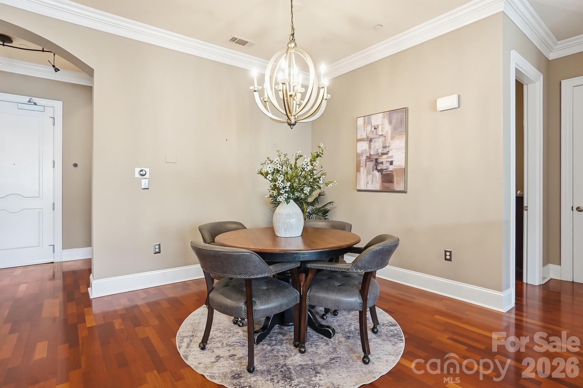 626 Queens Road Unit: 102