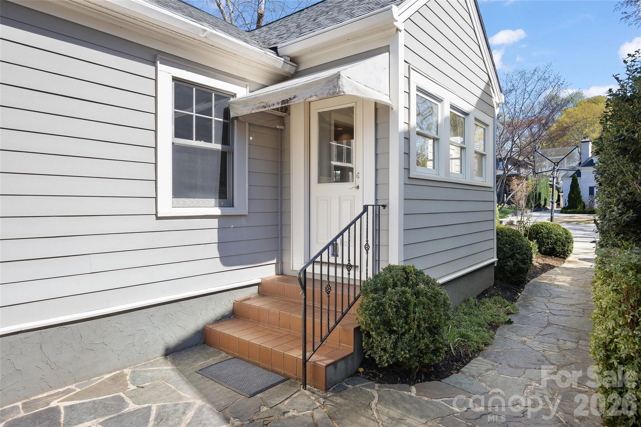 3016 Idlewood Circle