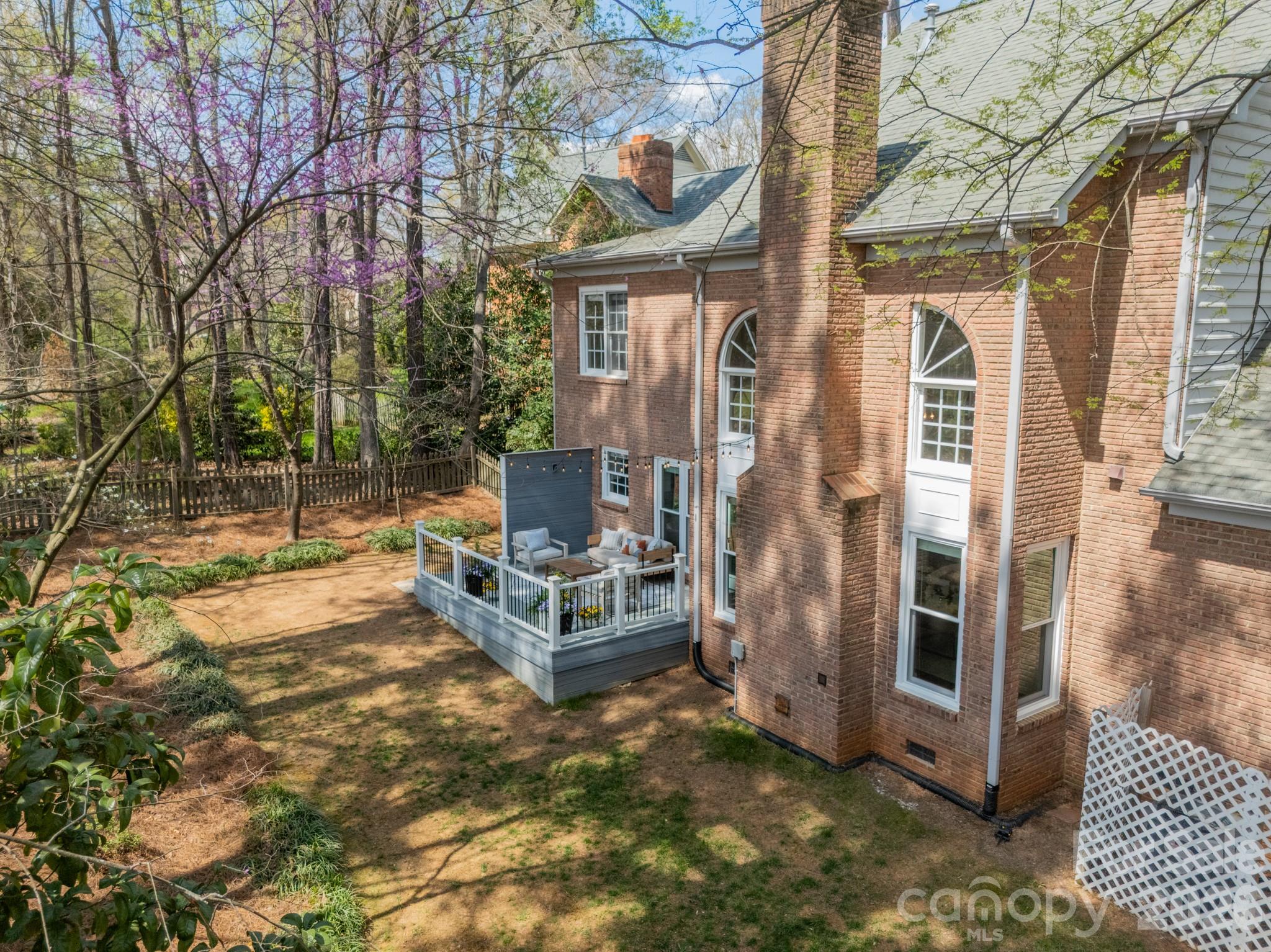 4504 Willow Croft Court
