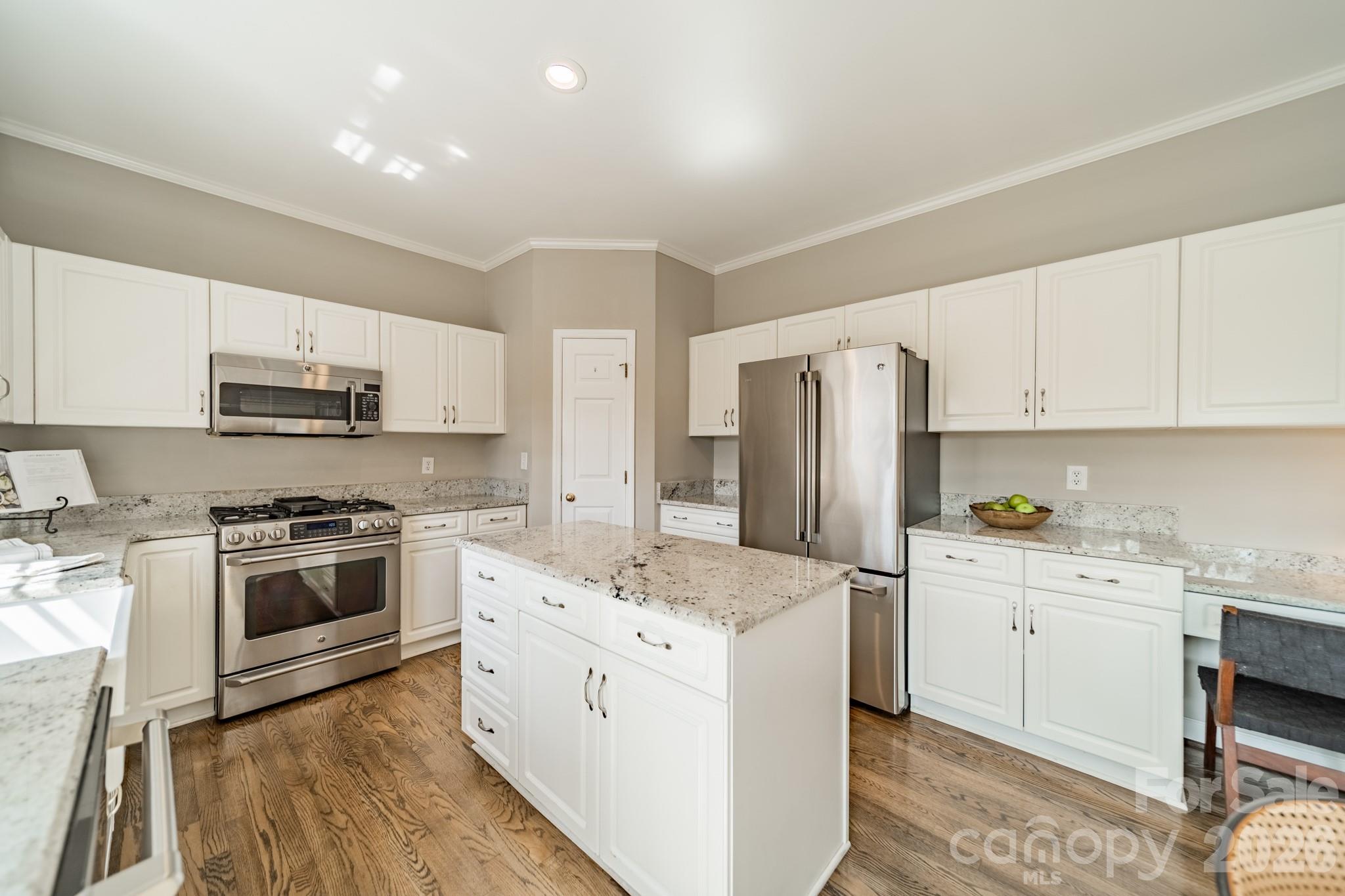 4504 Willow Croft Court