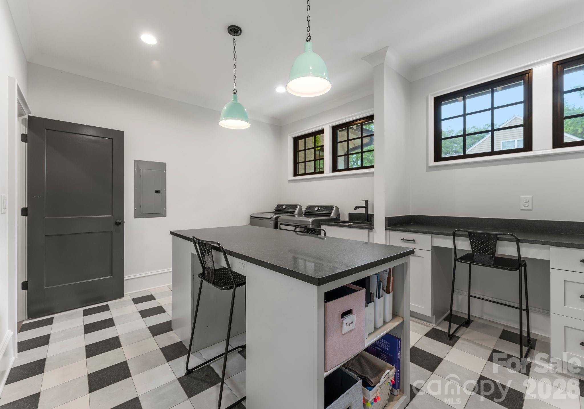 5625 Timber Lane