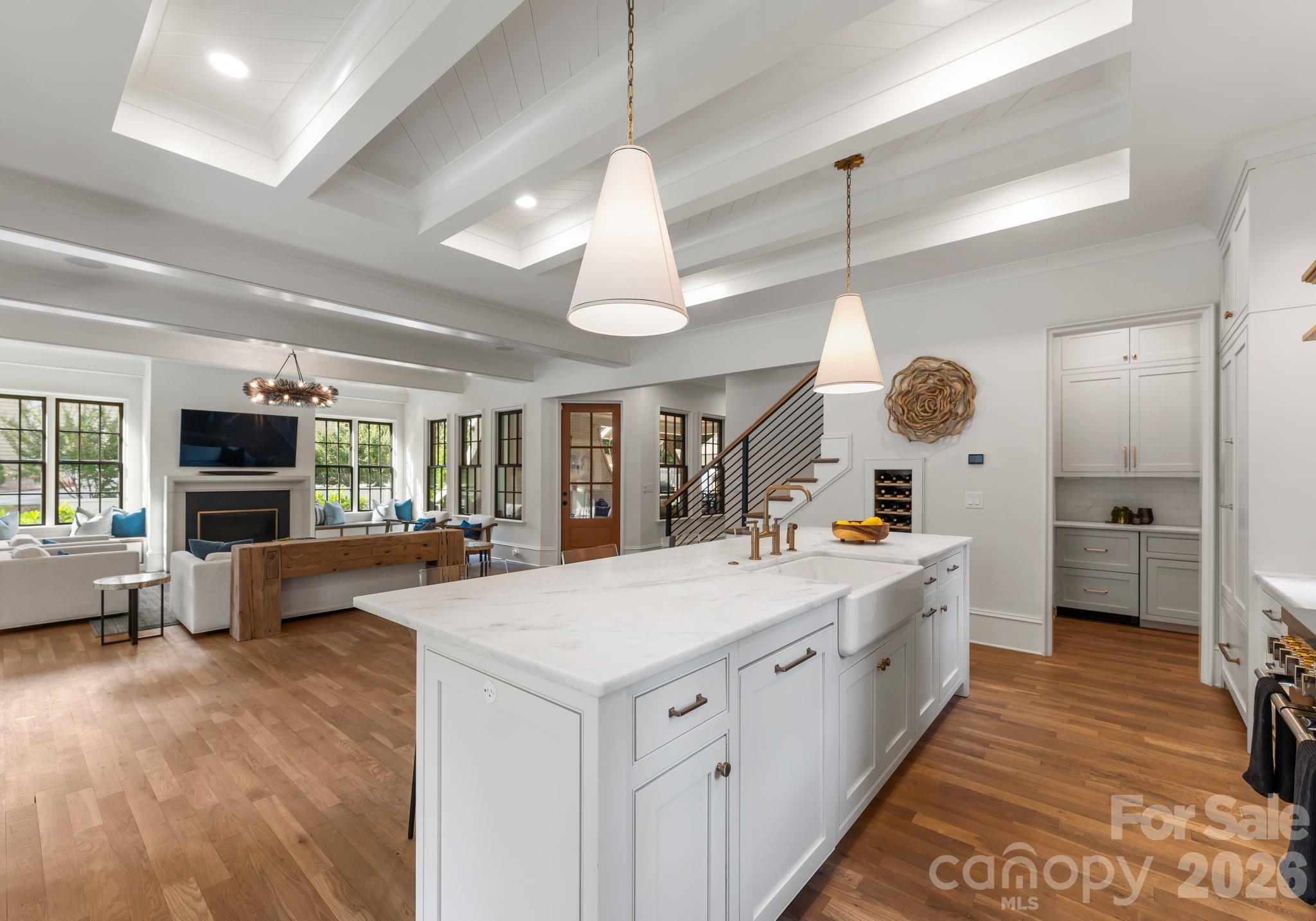 5625 Timber Lane