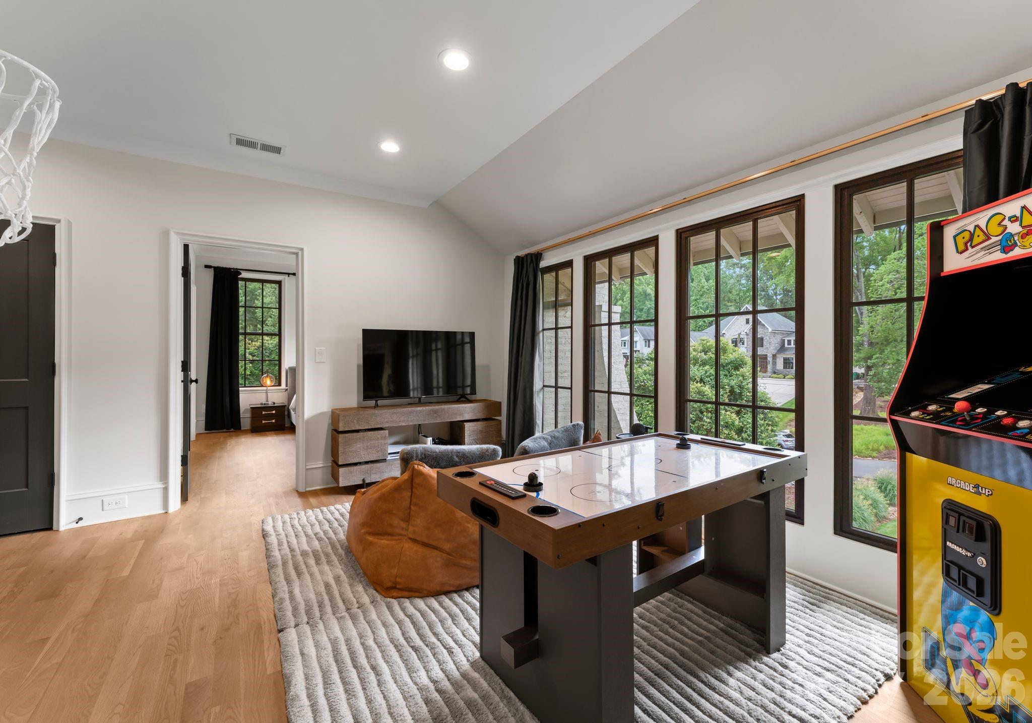 5625 Timber Lane