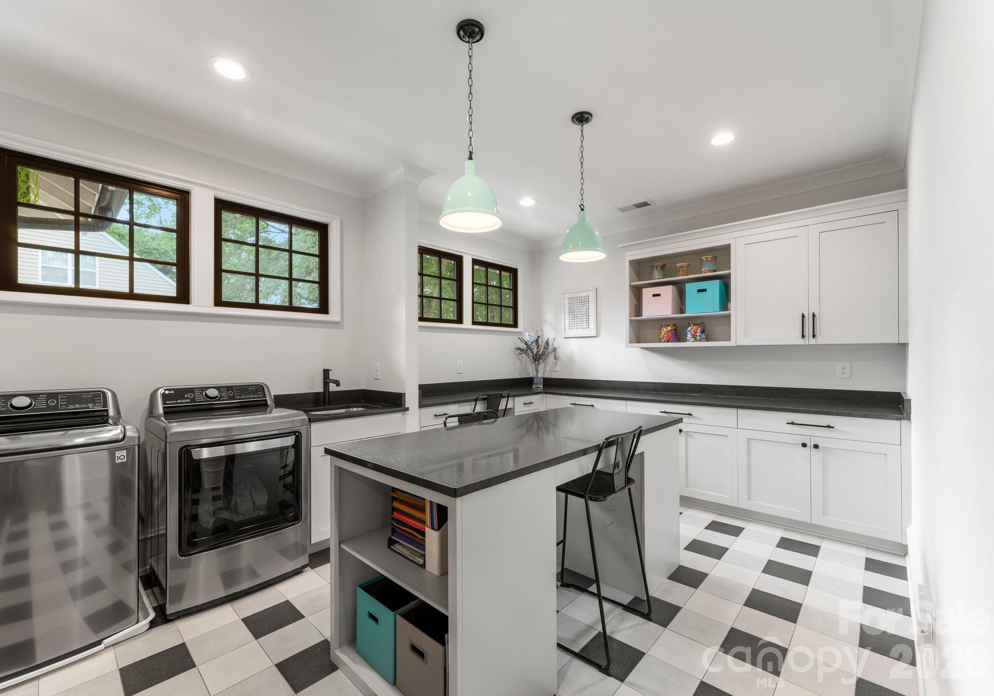 5625 Timber Lane