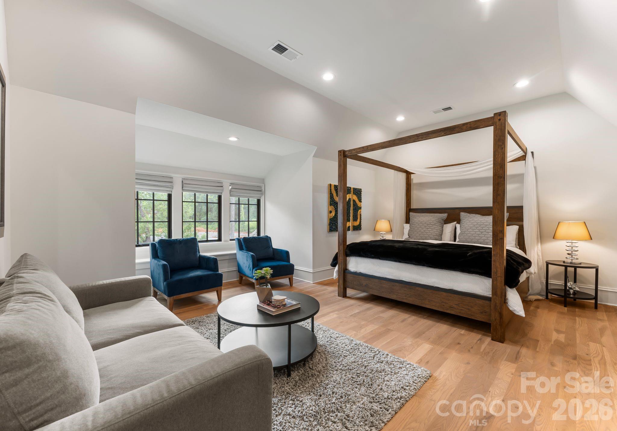 5625 Timber Lane