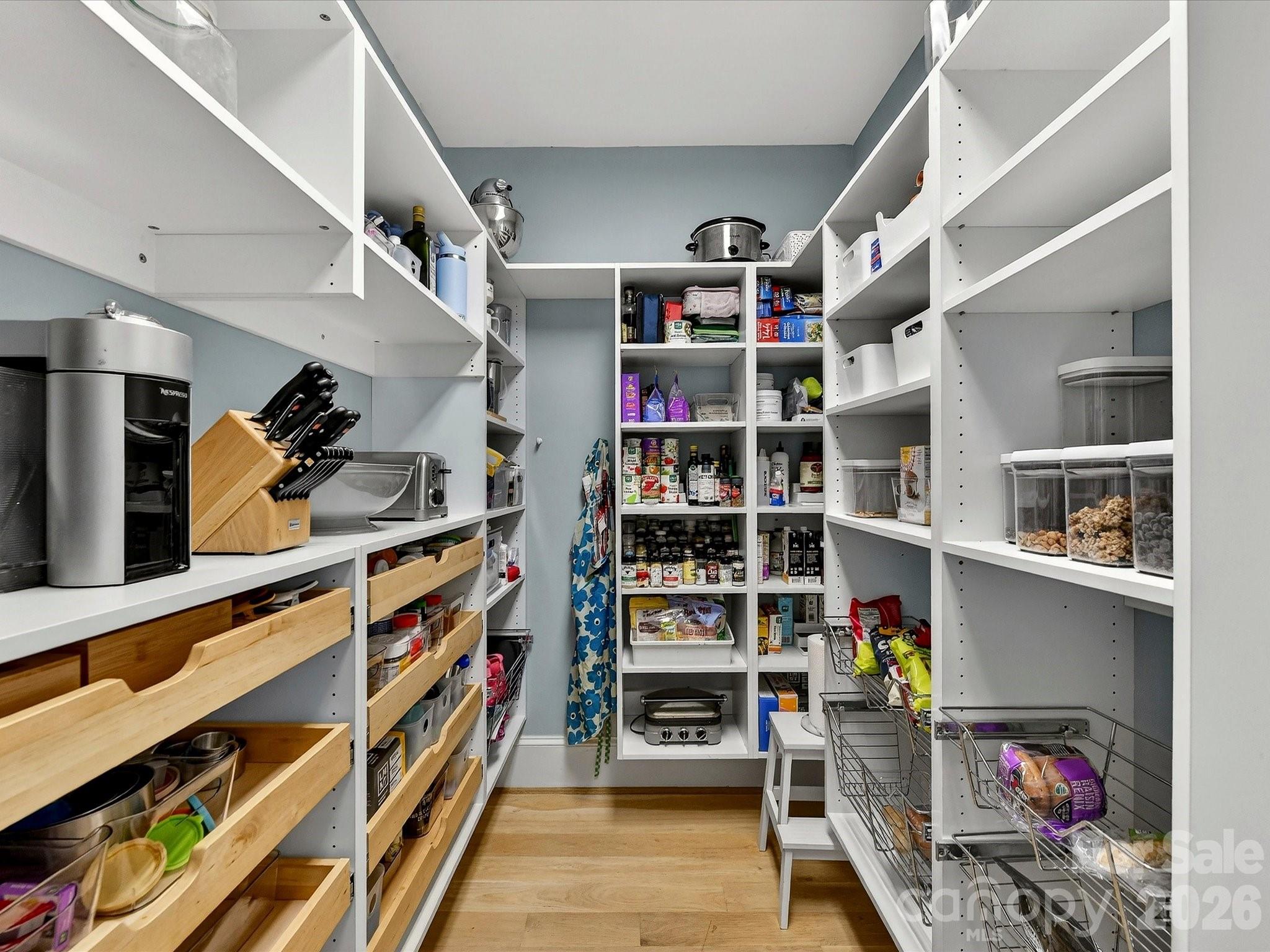846 Wriston Place