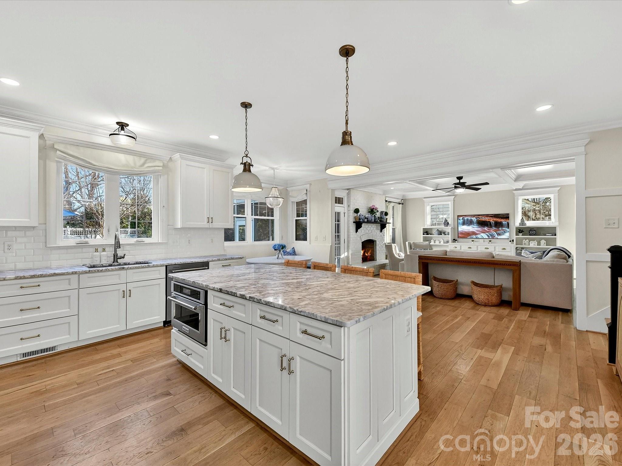 846 Wriston Place