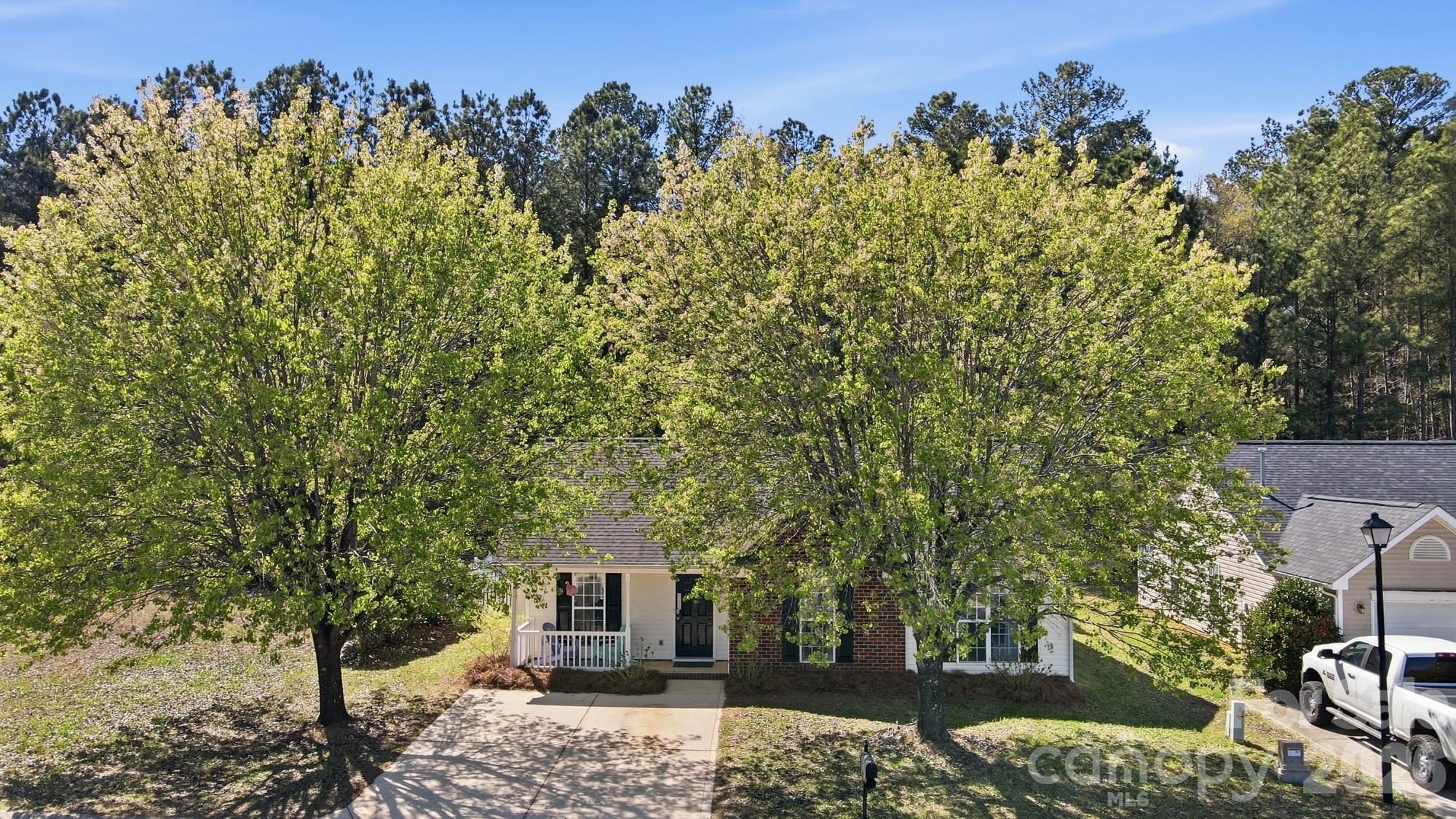 555 Annalinde Lane