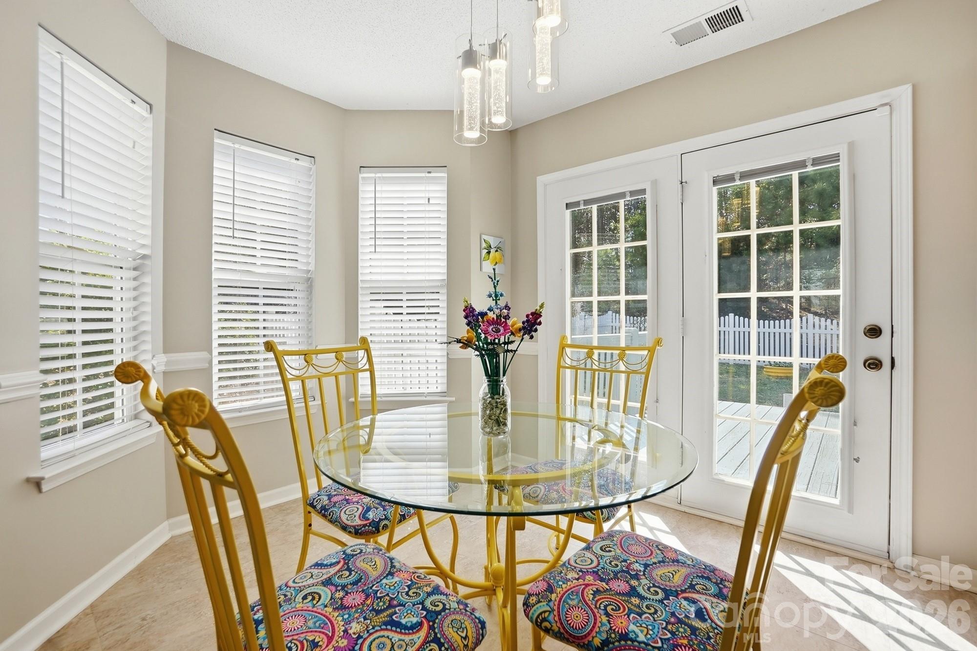 555 Annalinde Lane
