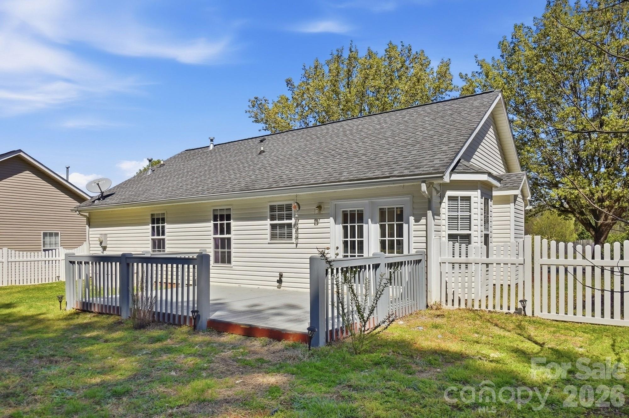 555 Annalinde Lane