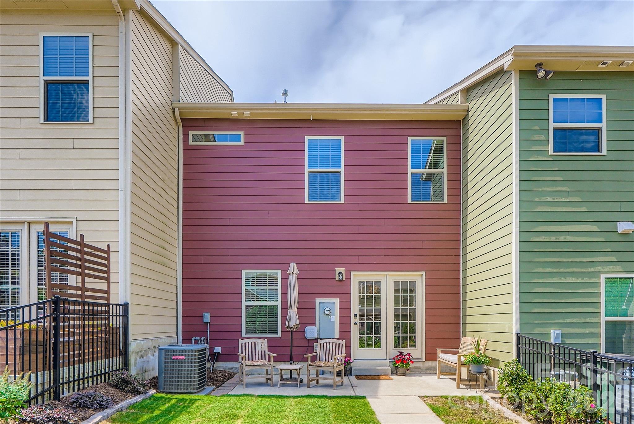 1727 Evergreen Drive