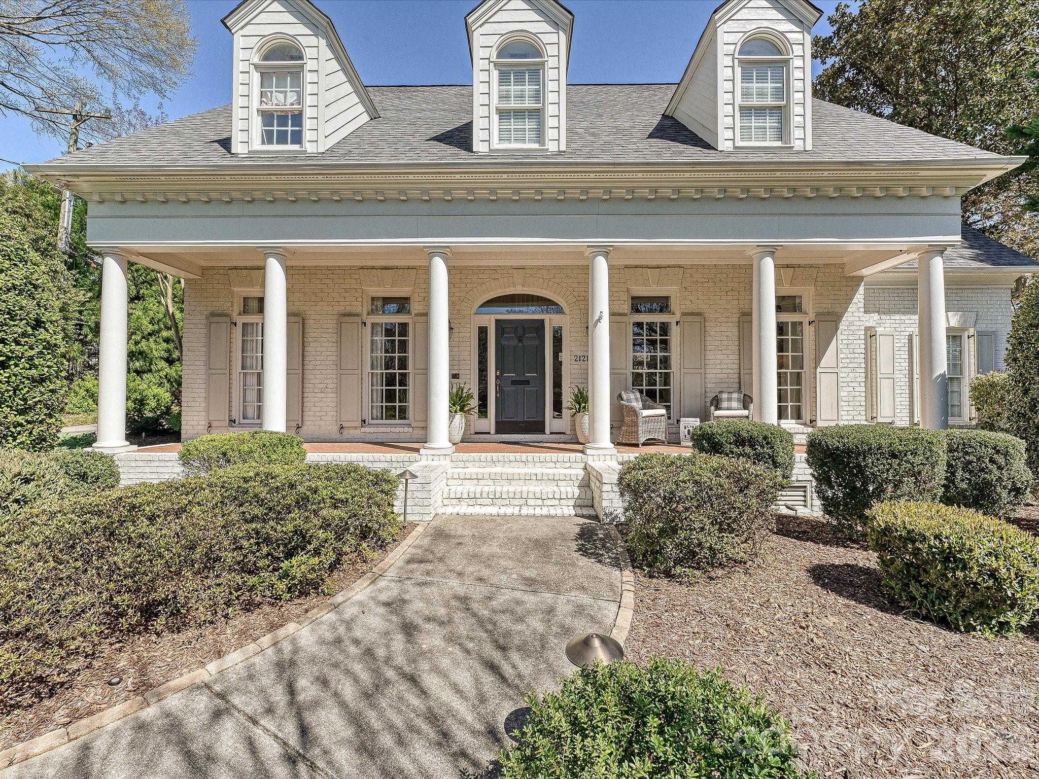 2121 Forest Drive