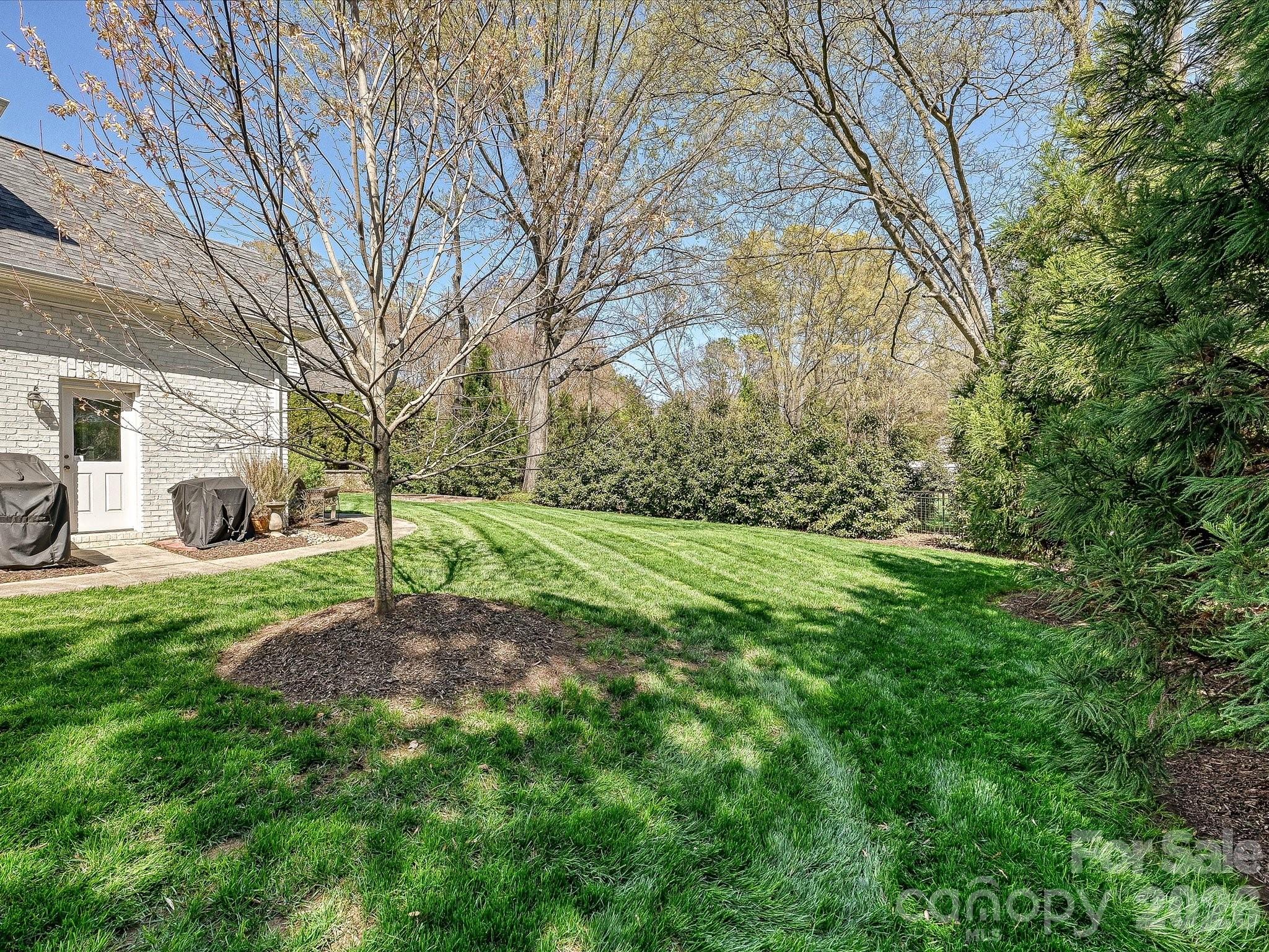 2121 Forest Drive