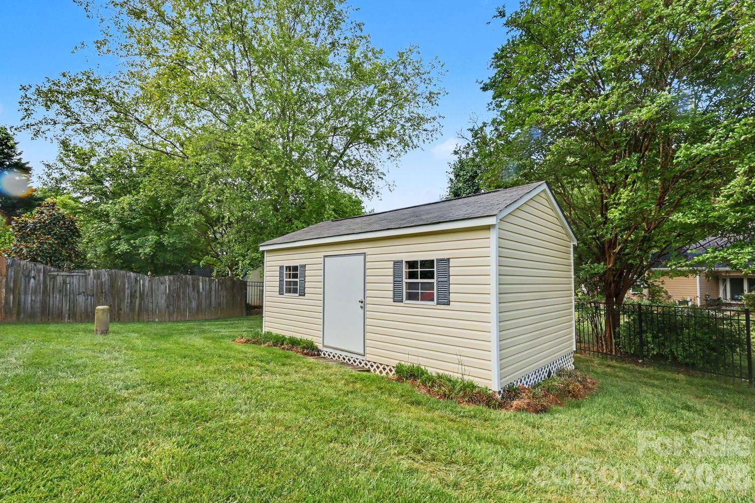 5000 Whitwell Court