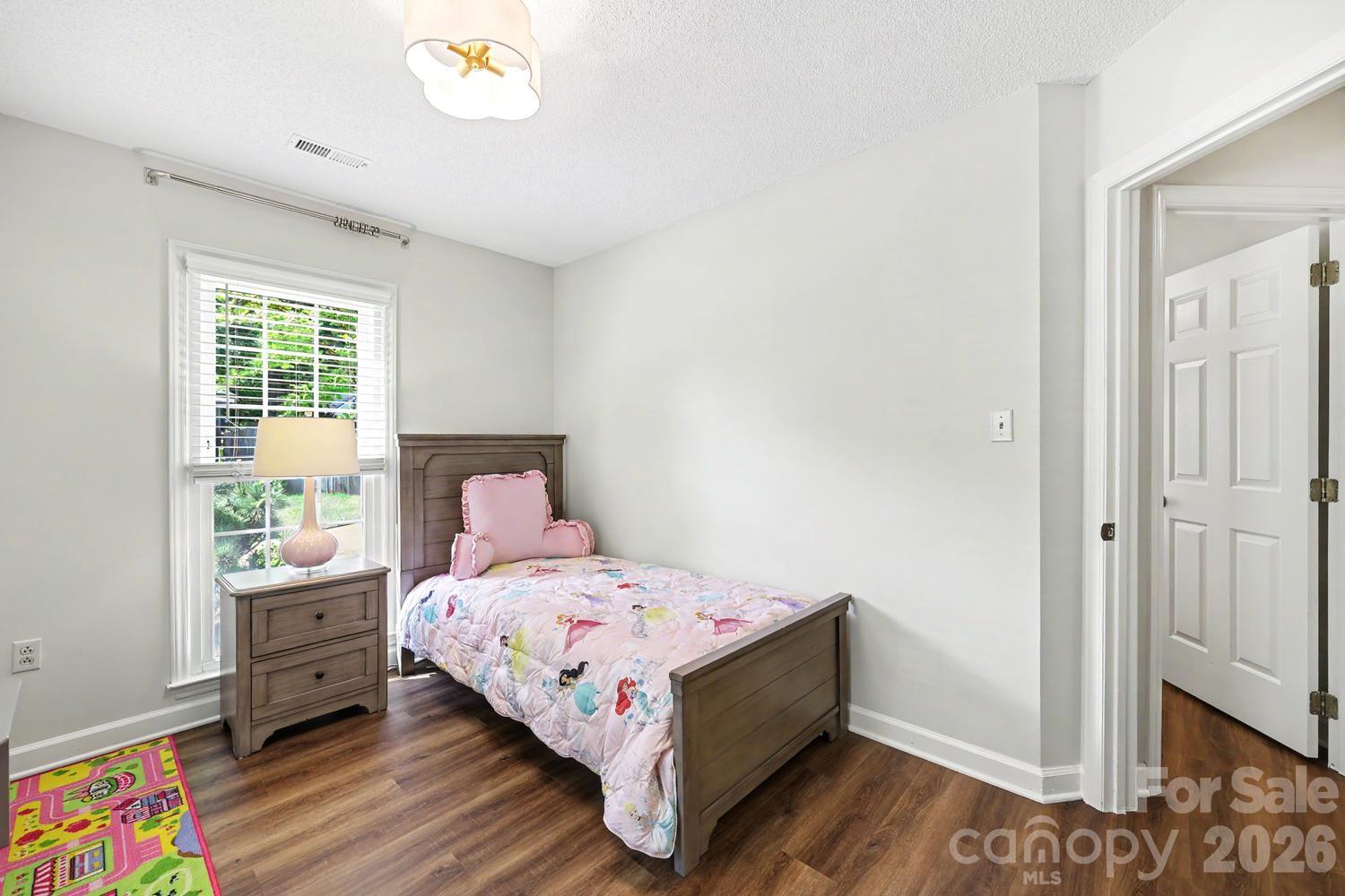 5000 Whitwell Court
