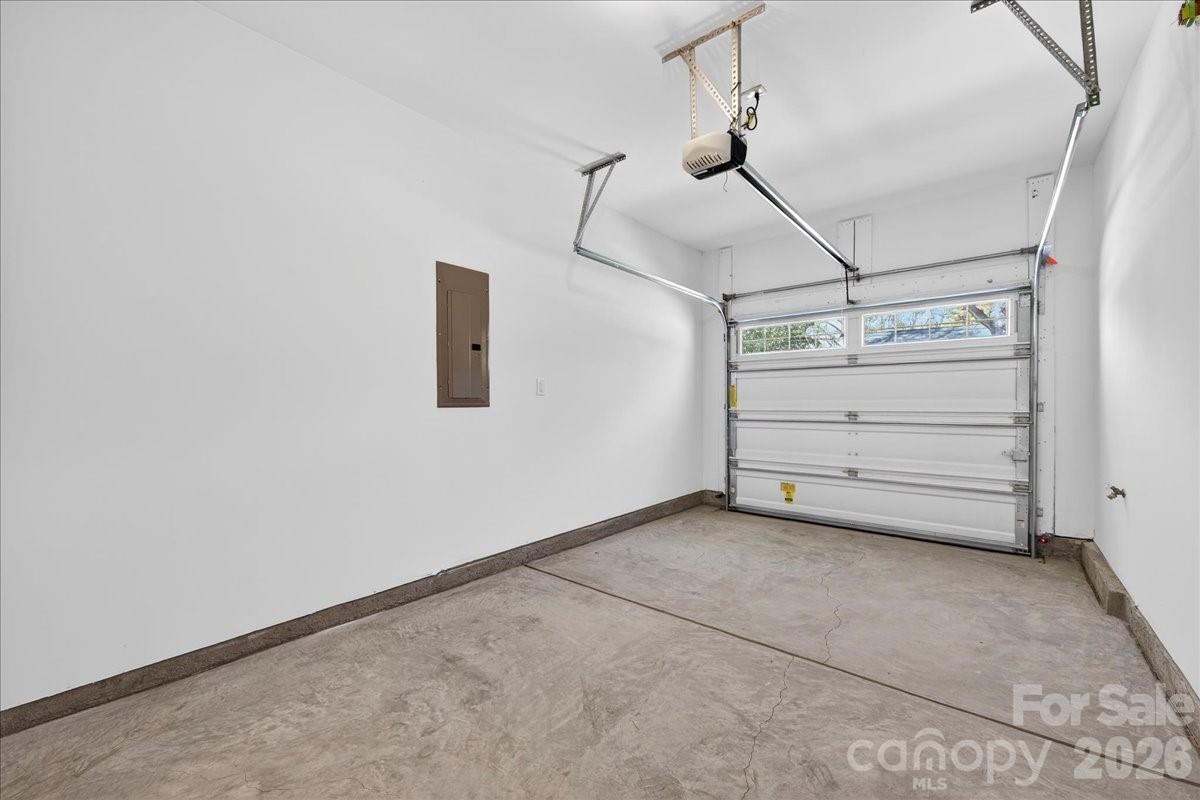 2032 Mandarin Boulevard