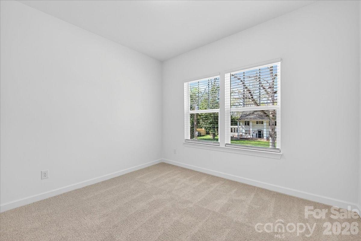 2032 Mandarin Boulevard