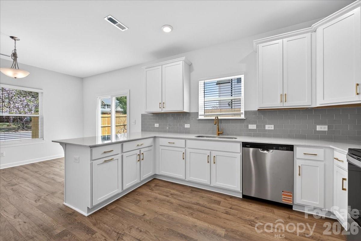 2032 Mandarin Boulevard