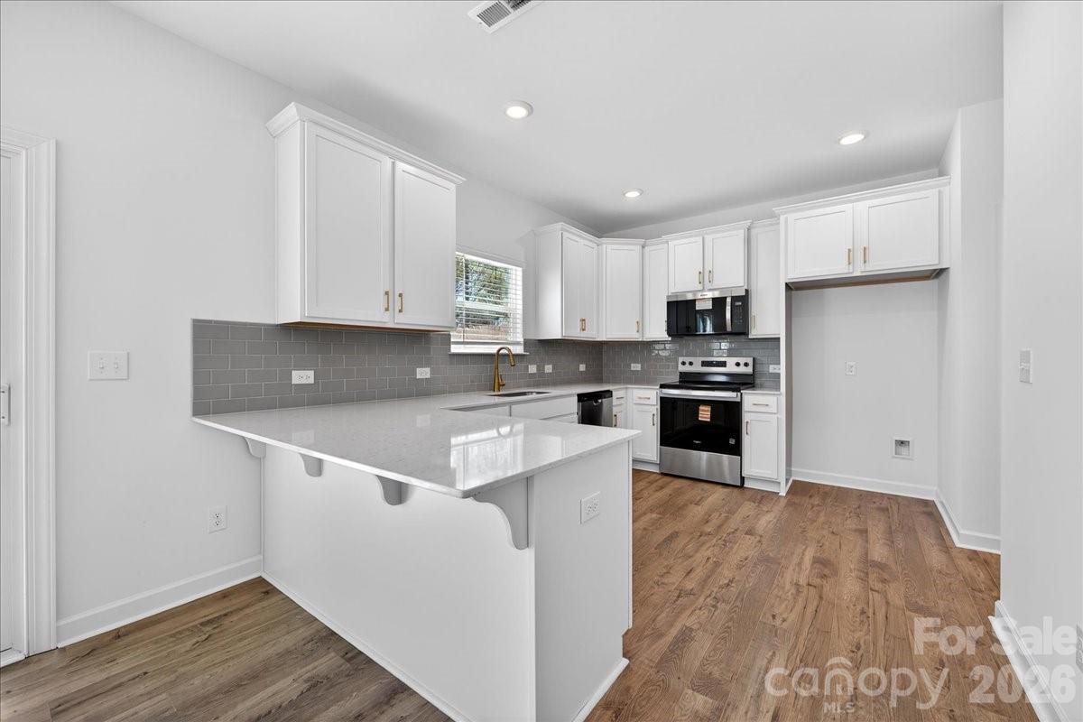 2032 Mandarin Boulevard