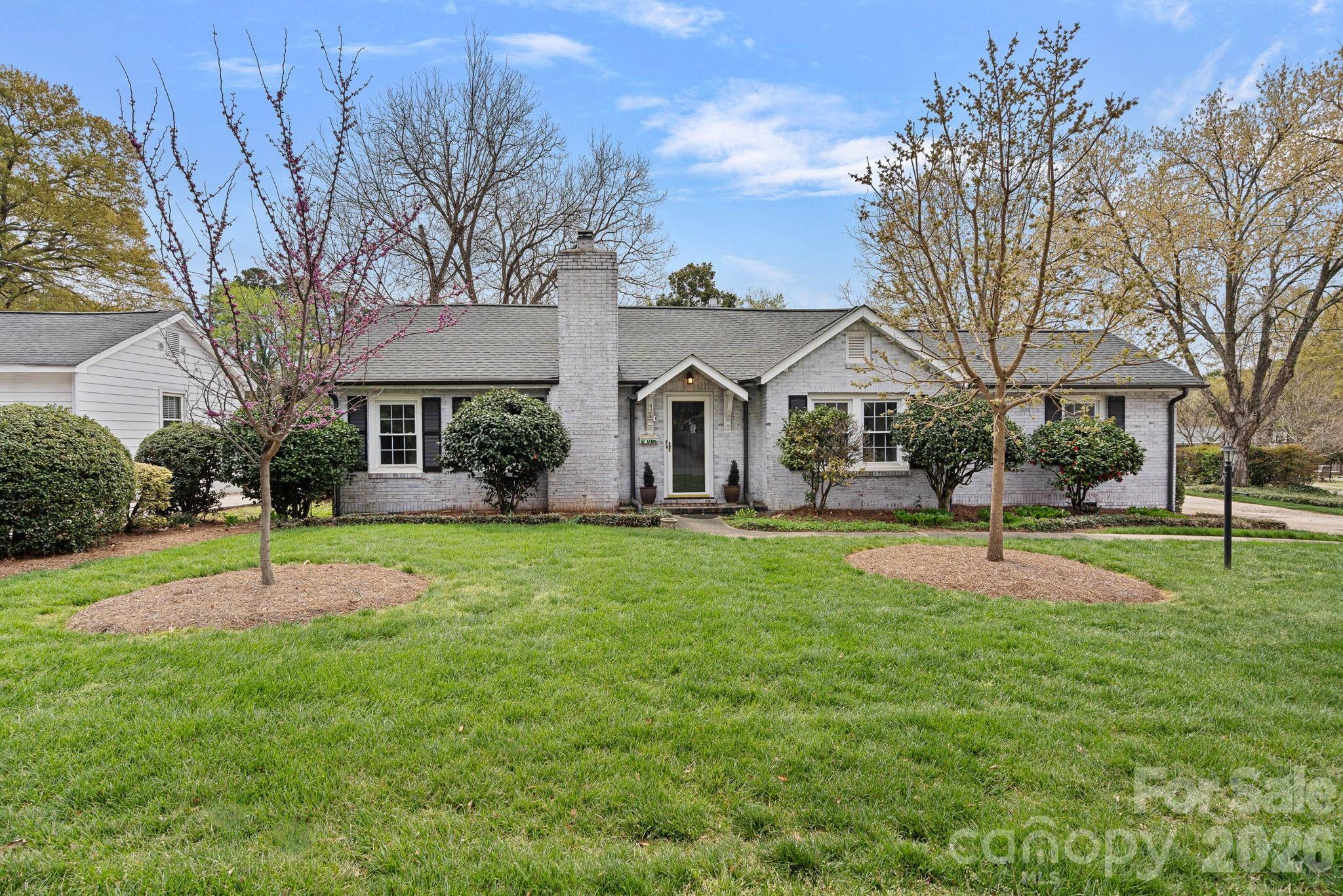 421 Gaston Avenue