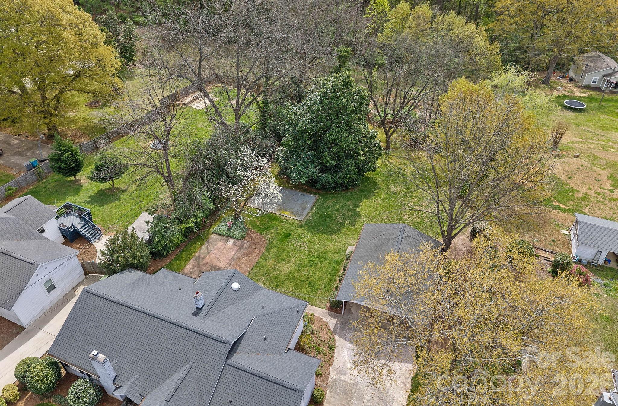 421 Gaston Avenue