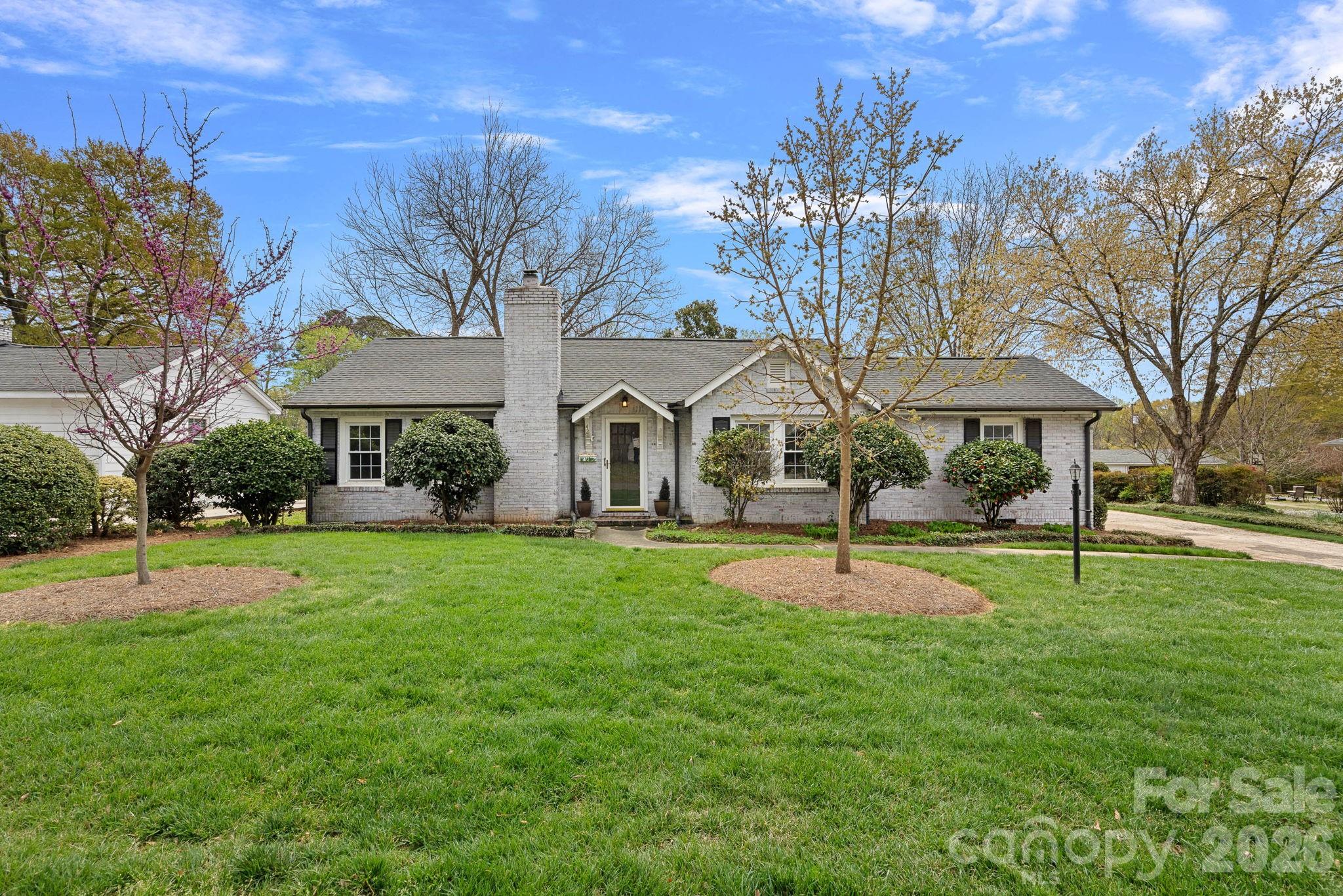 421 Gaston Avenue