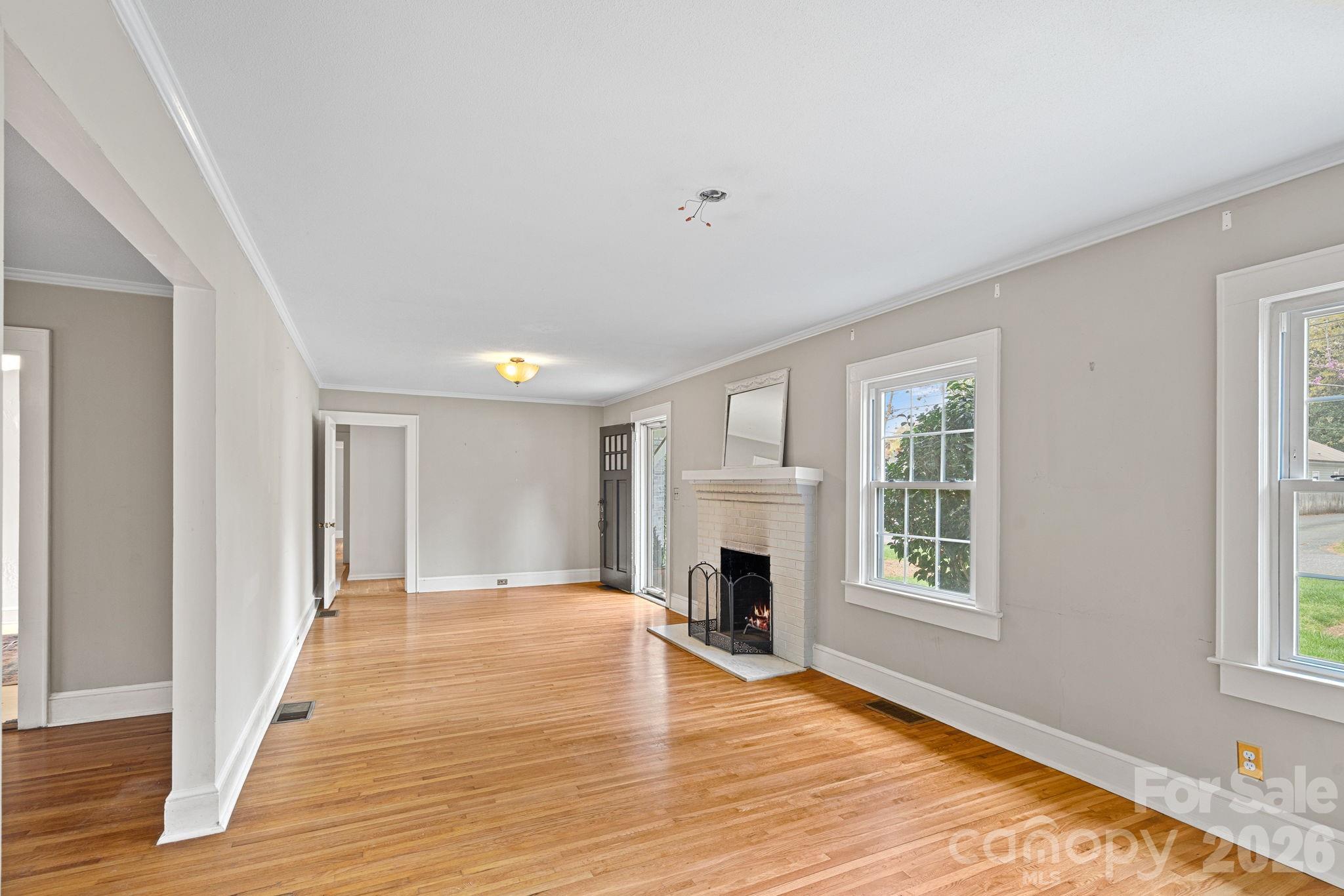 421 Gaston Avenue