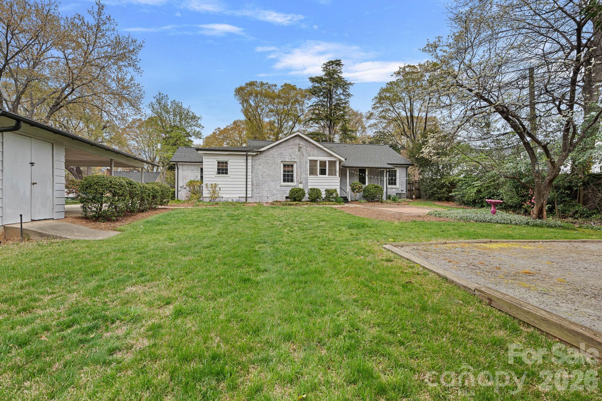 421 Gaston Avenue