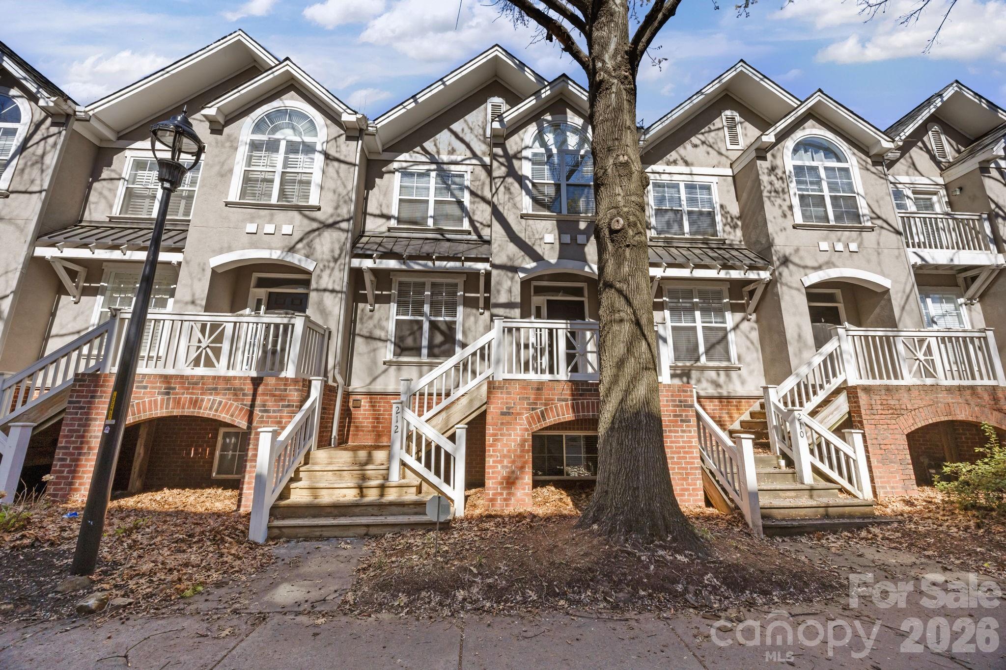 212 S Cedar Street