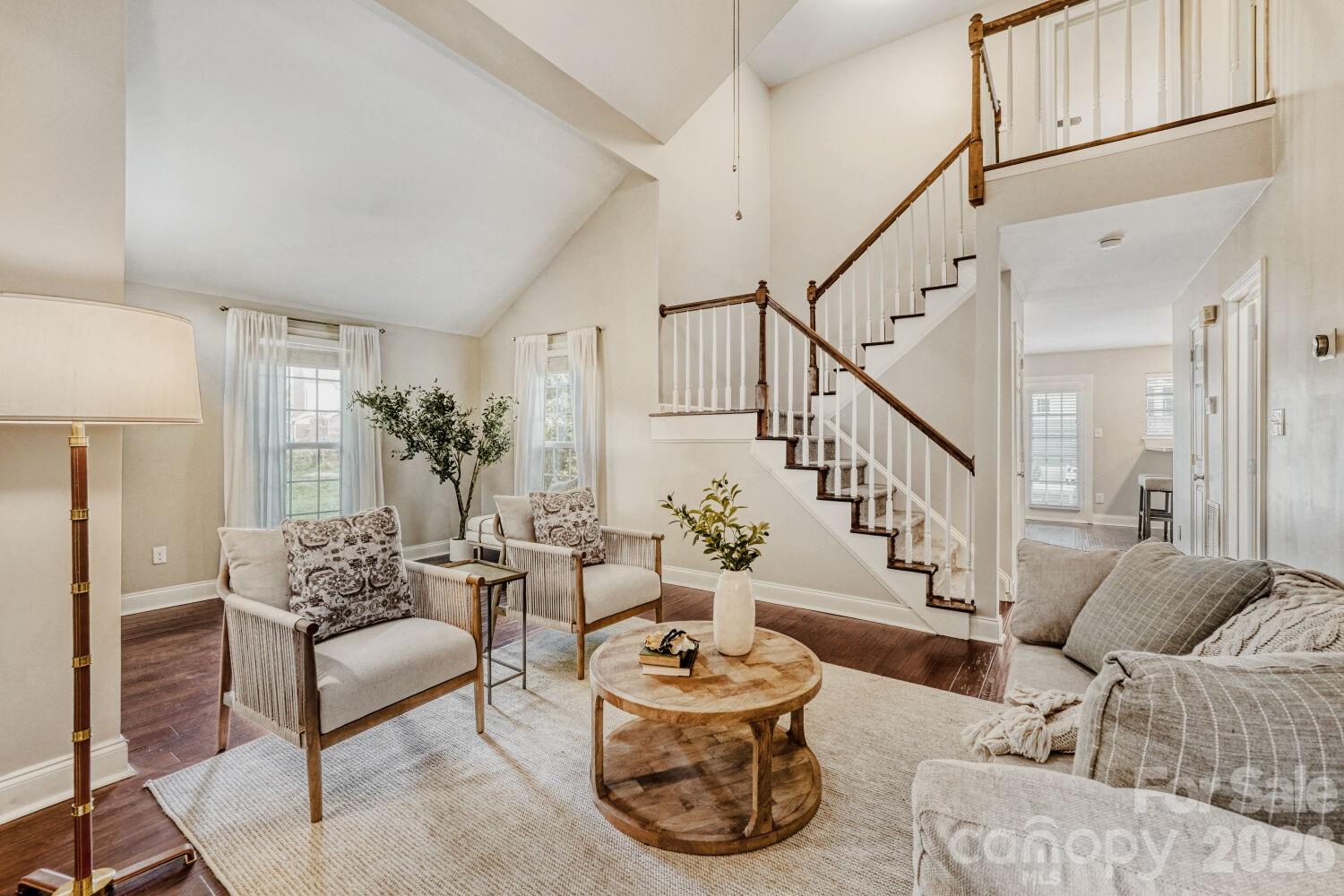 9411 Kings Falls Drive