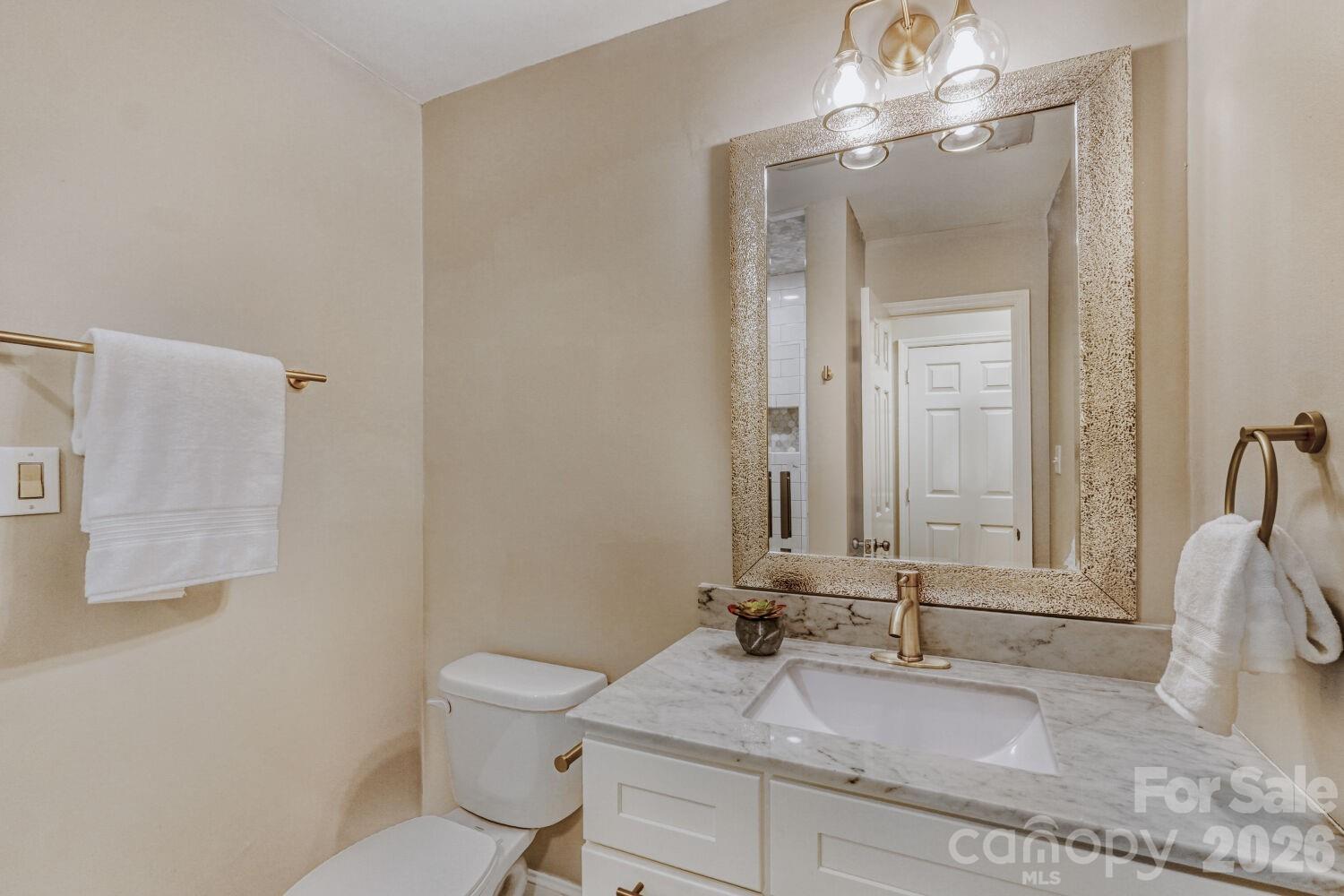 9411 Kings Falls Drive