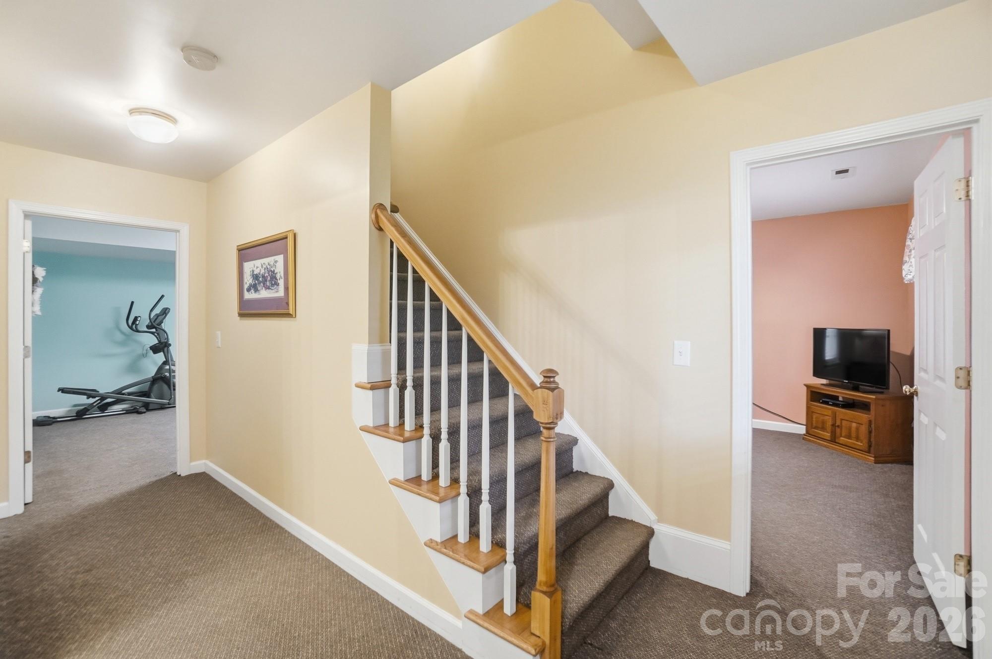 6310 Olsen Lane
