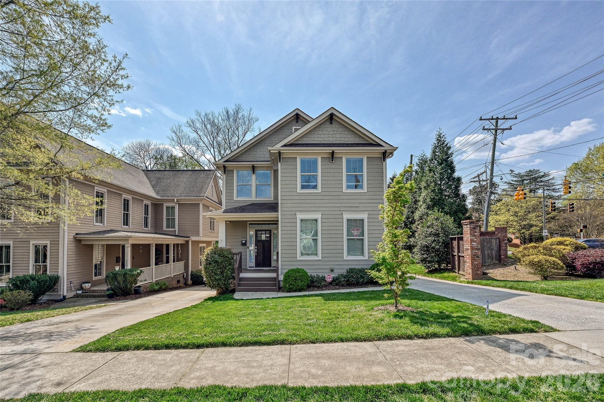 1102 Yale Place