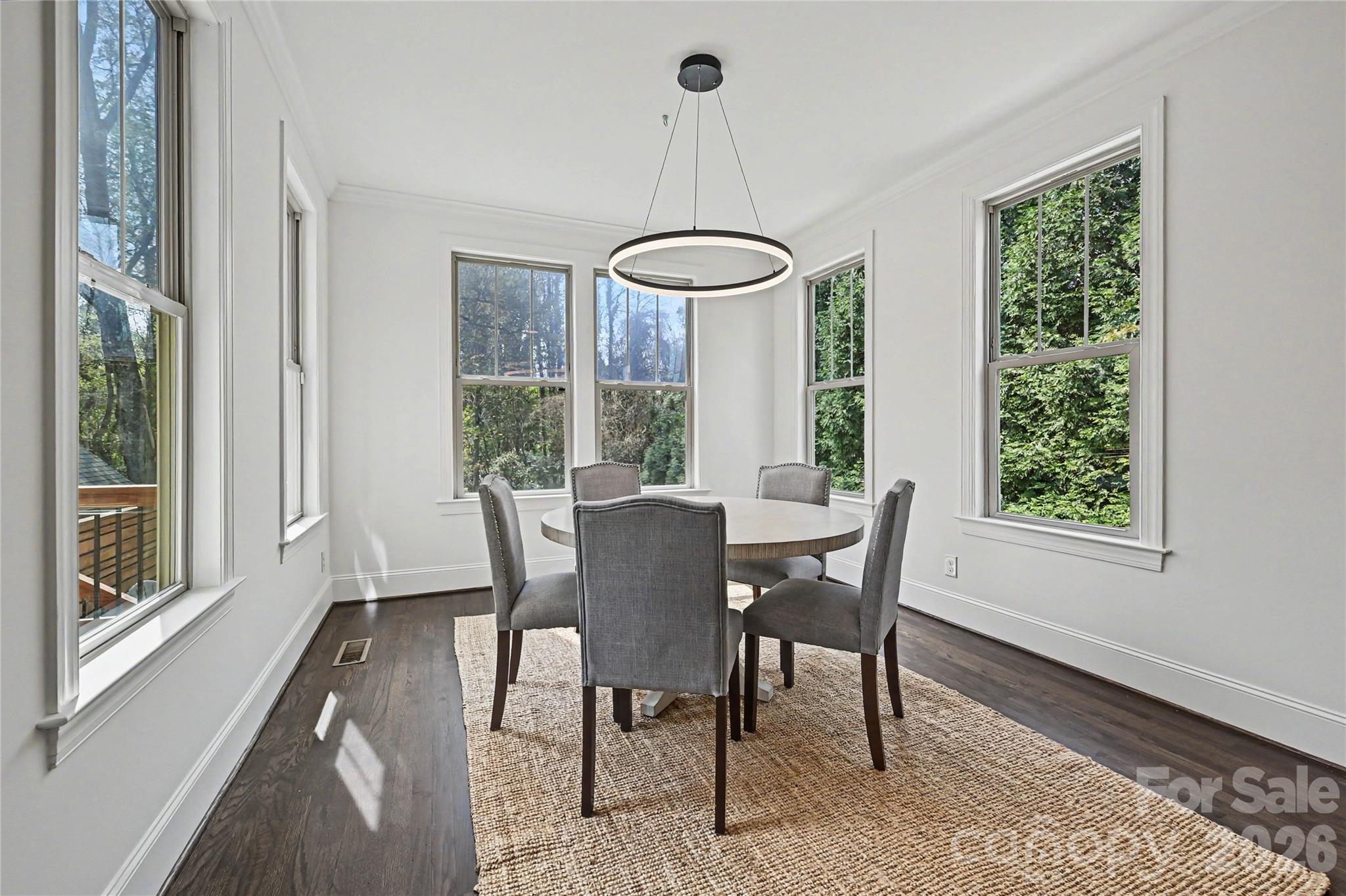 1102 Yale Place