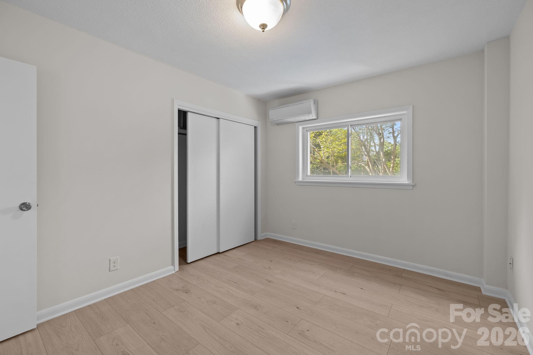2503 Roswell Avenue Unit: 207