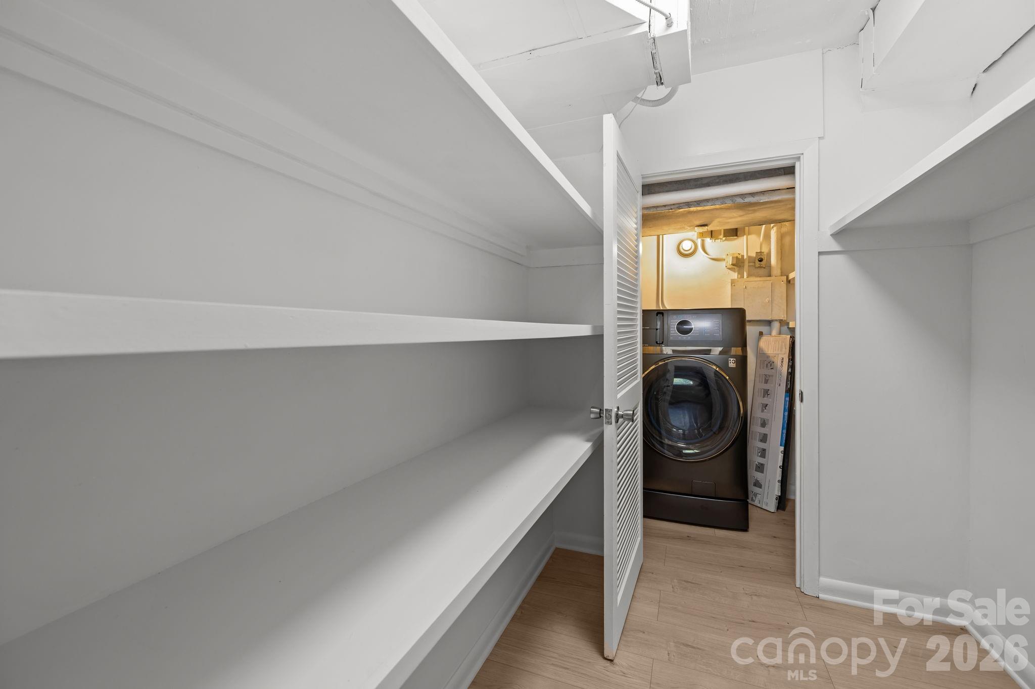 2503 Roswell Avenue Unit: 207