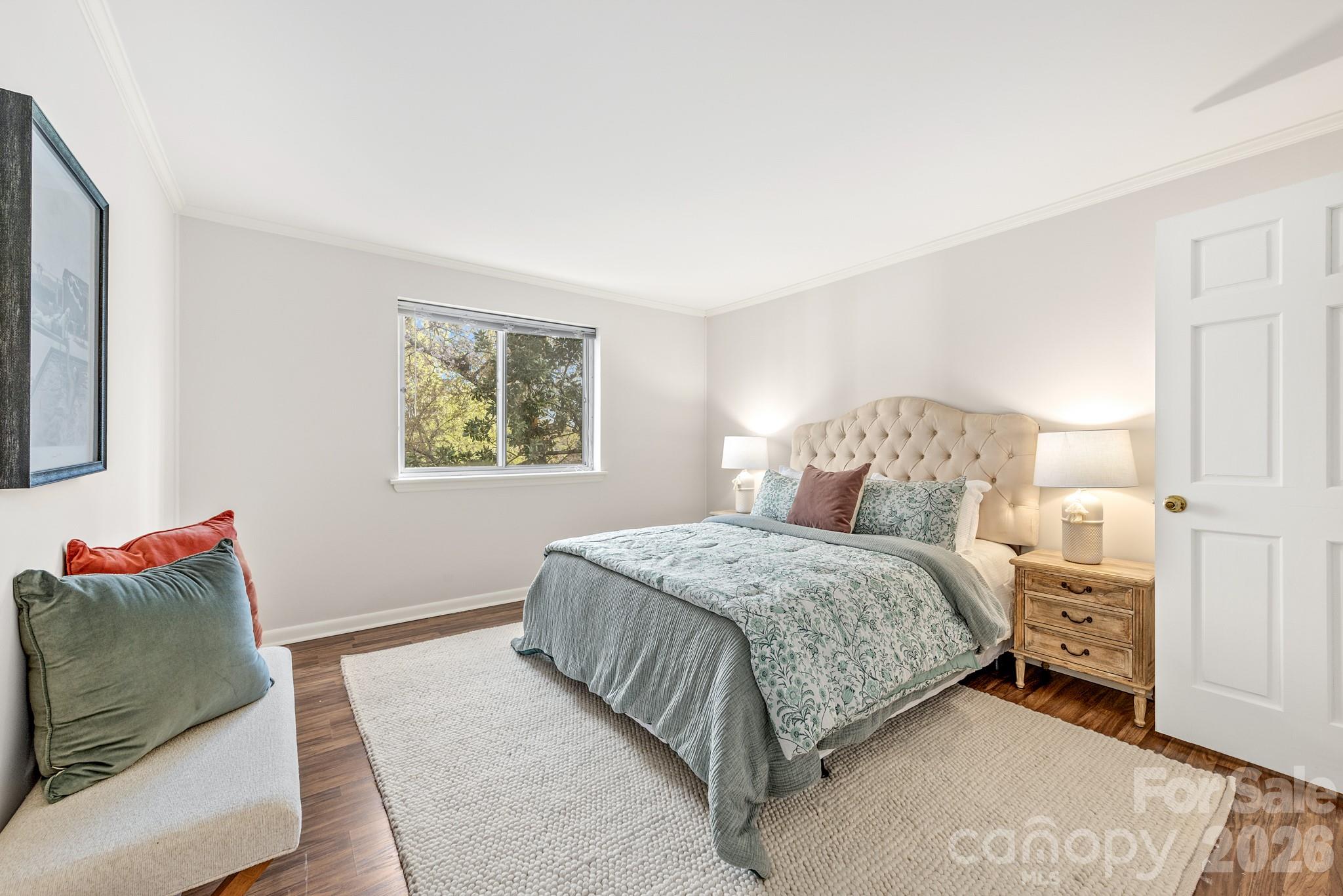 1323 Queens Road Unit: 321