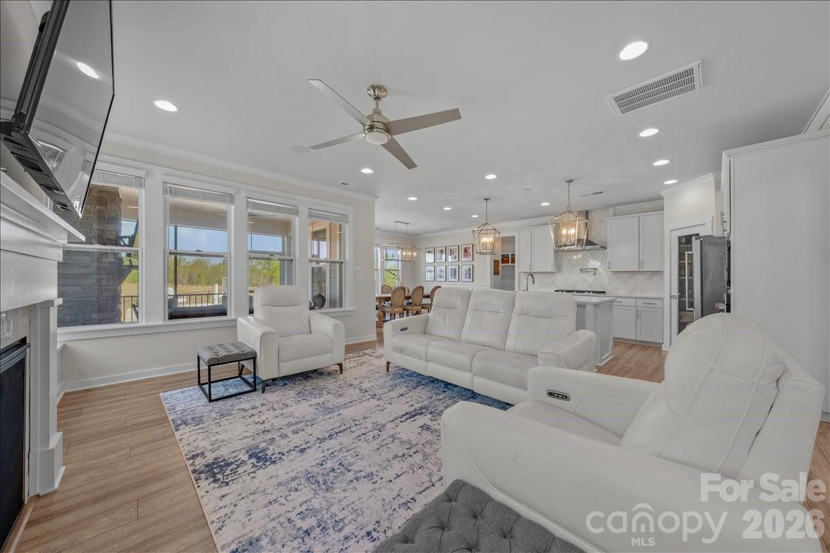 1175 Therns Ferry Drive