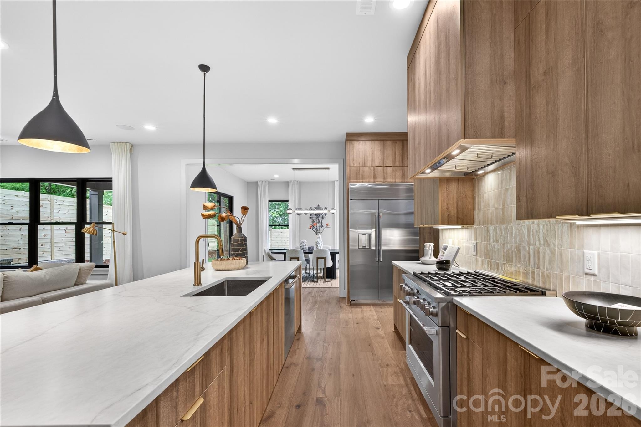 850 Belmont Avenue