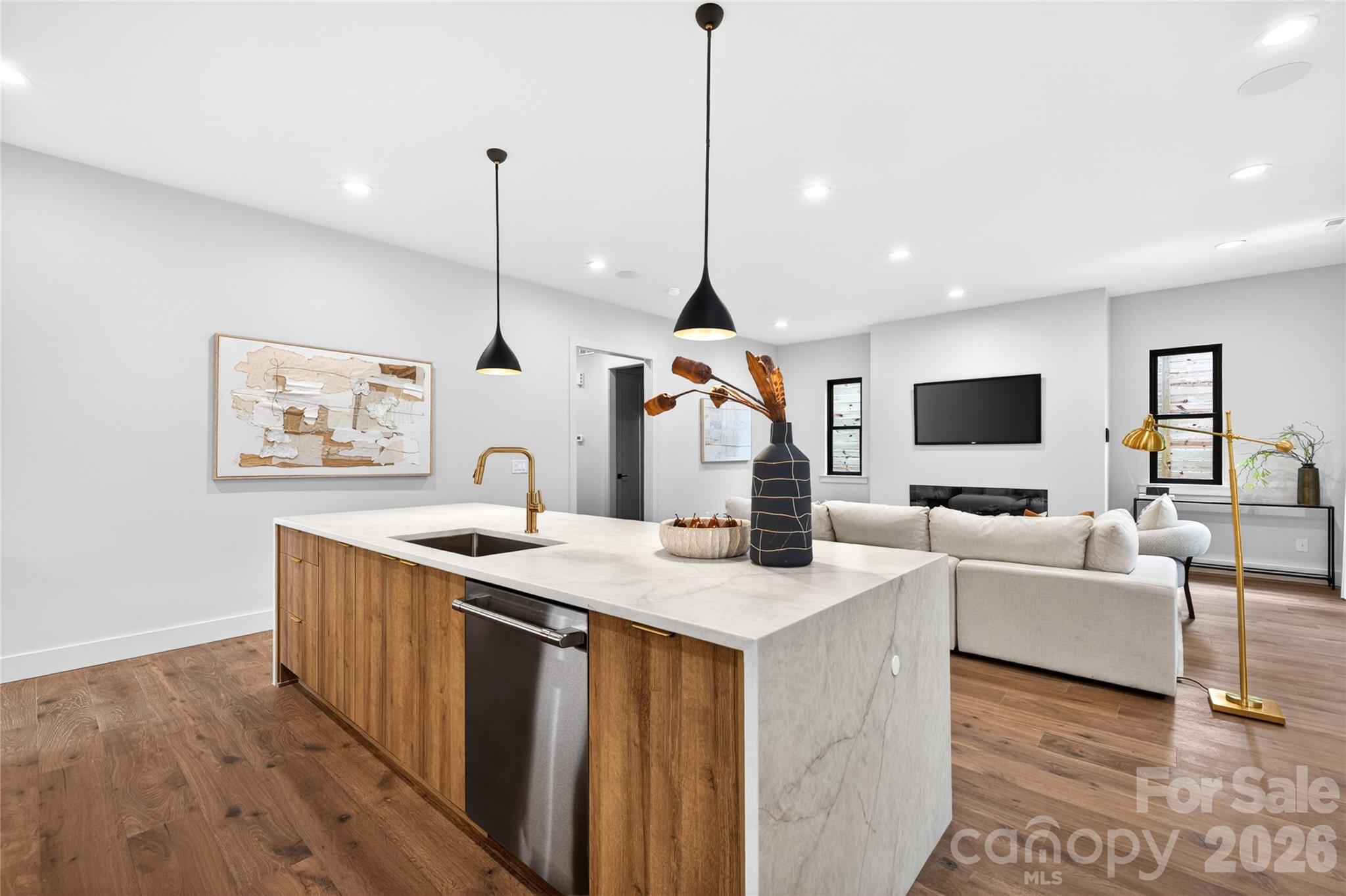 850 Belmont Avenue