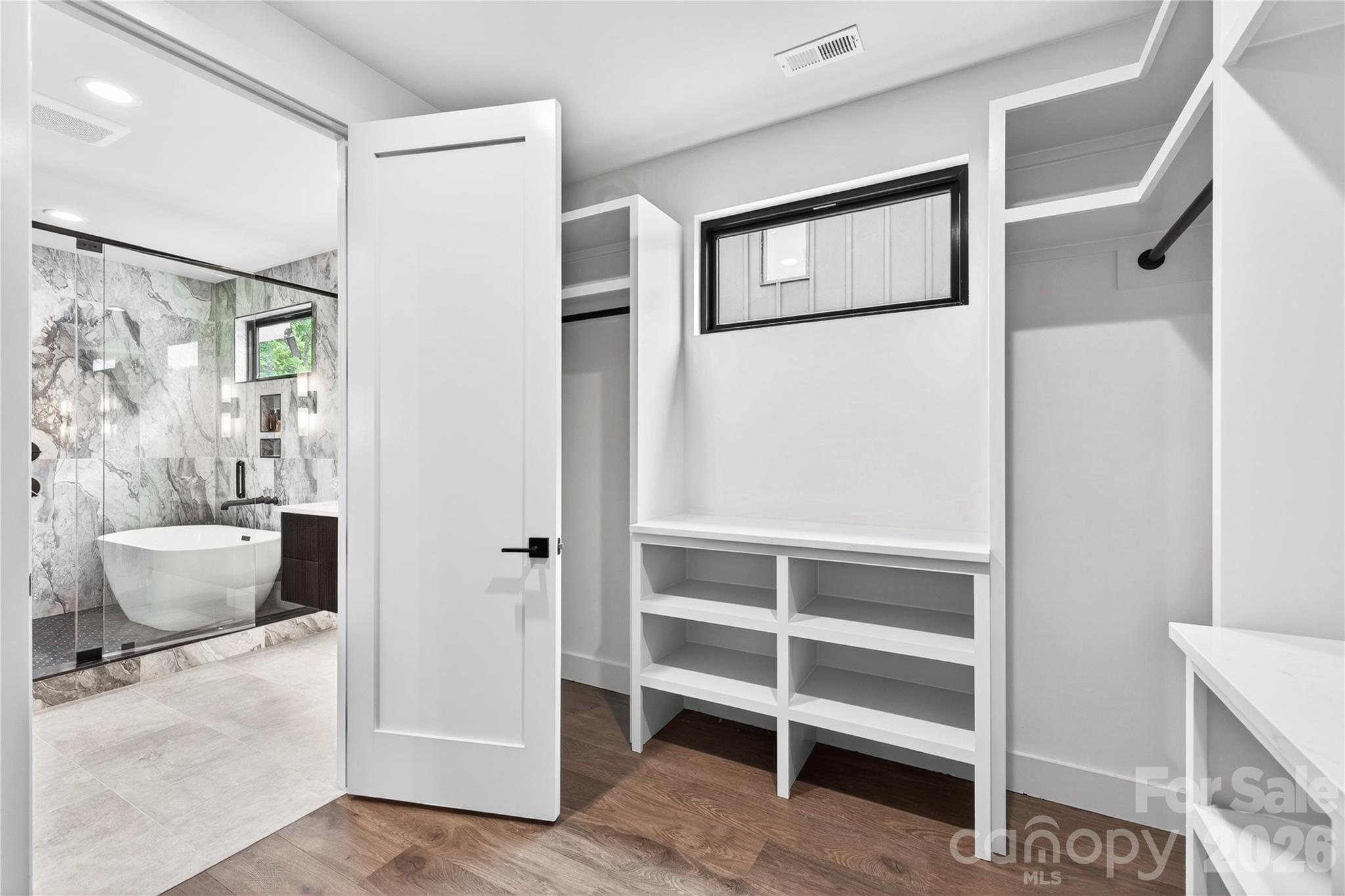 850 Belmont Avenue