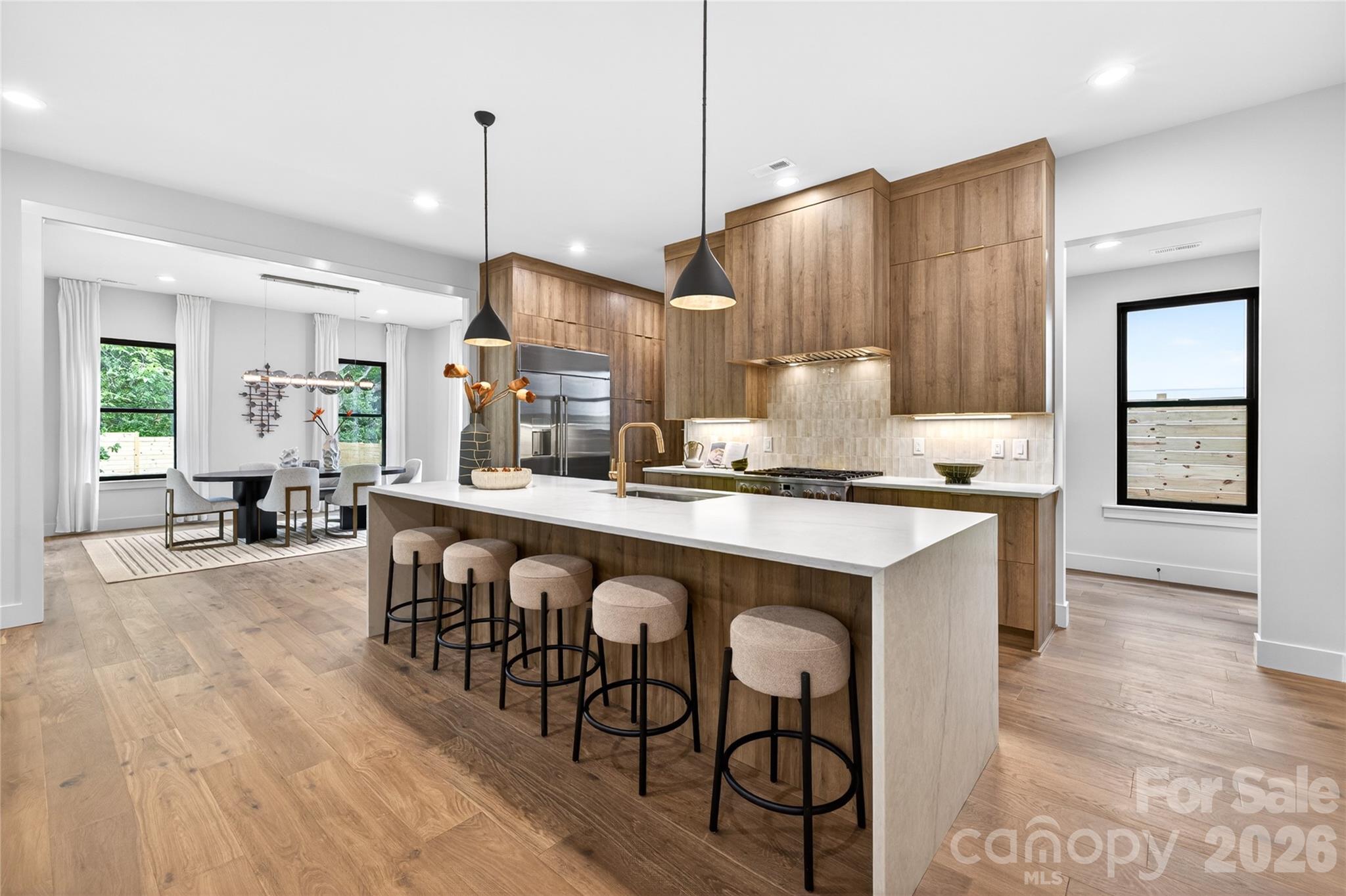 850 Belmont Avenue