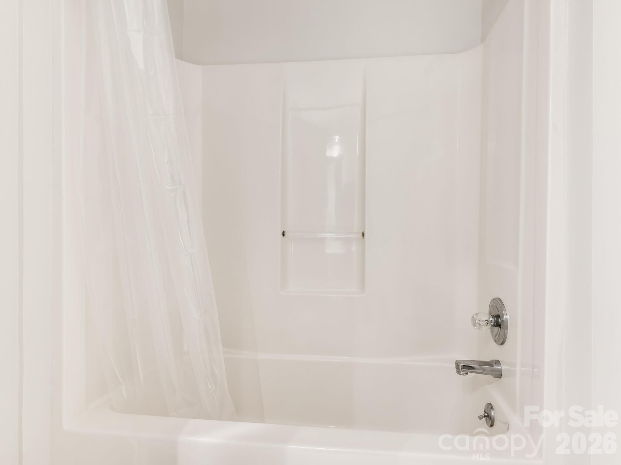 416 Queens Road Unit: 7